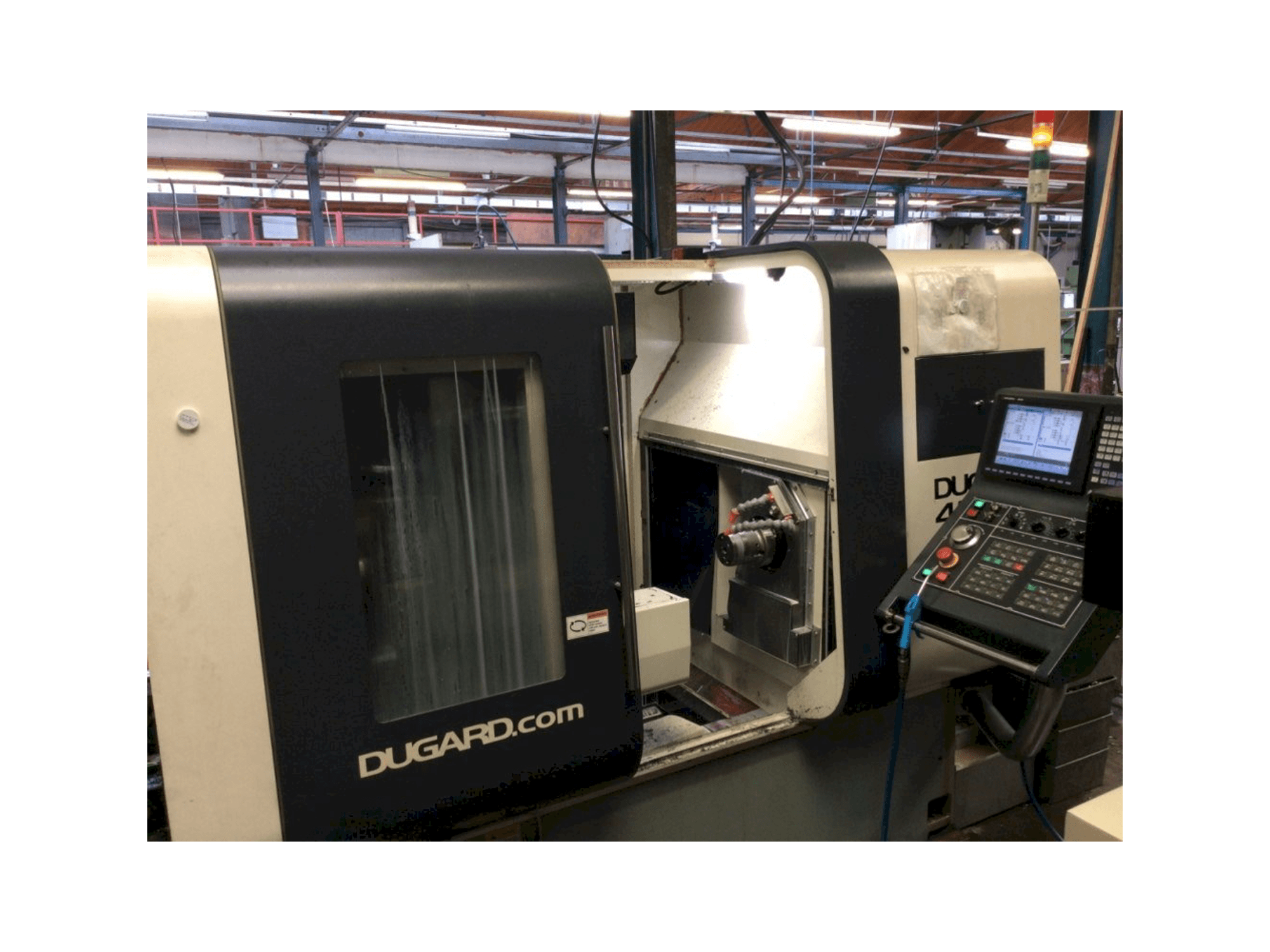 Prikaz stroja Dugard 42 TT sprijeda