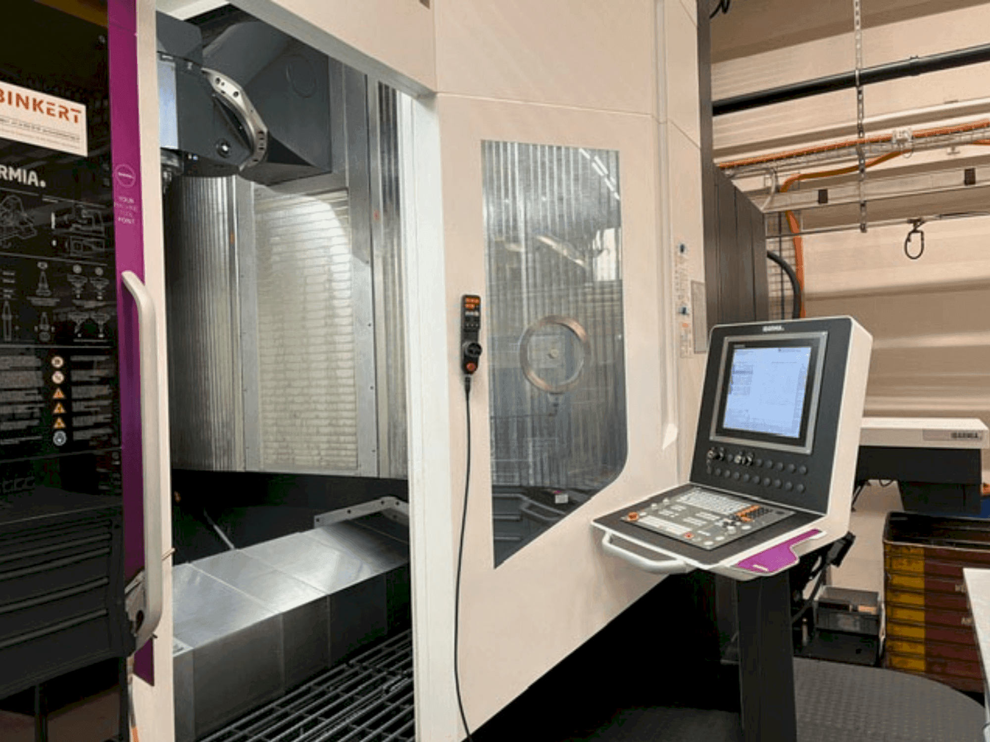 Prikaz stroja IBARMIA THC 22 Extreme sprijeda