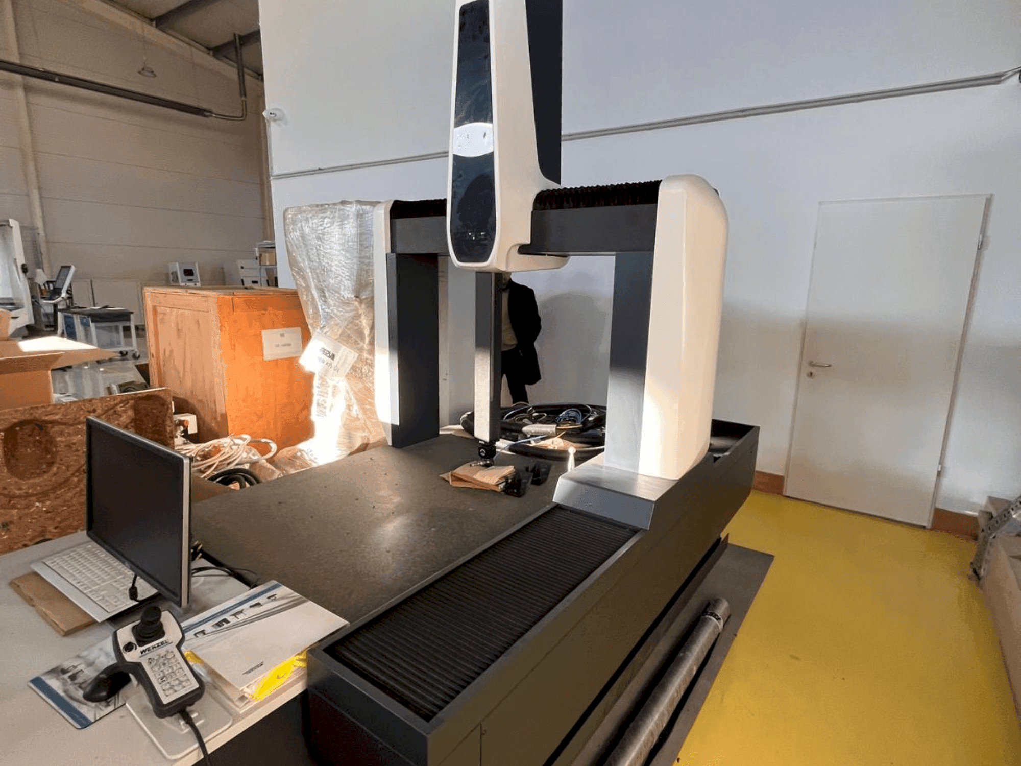 Prikaz stroja Wenzel LH 87 sprijeda