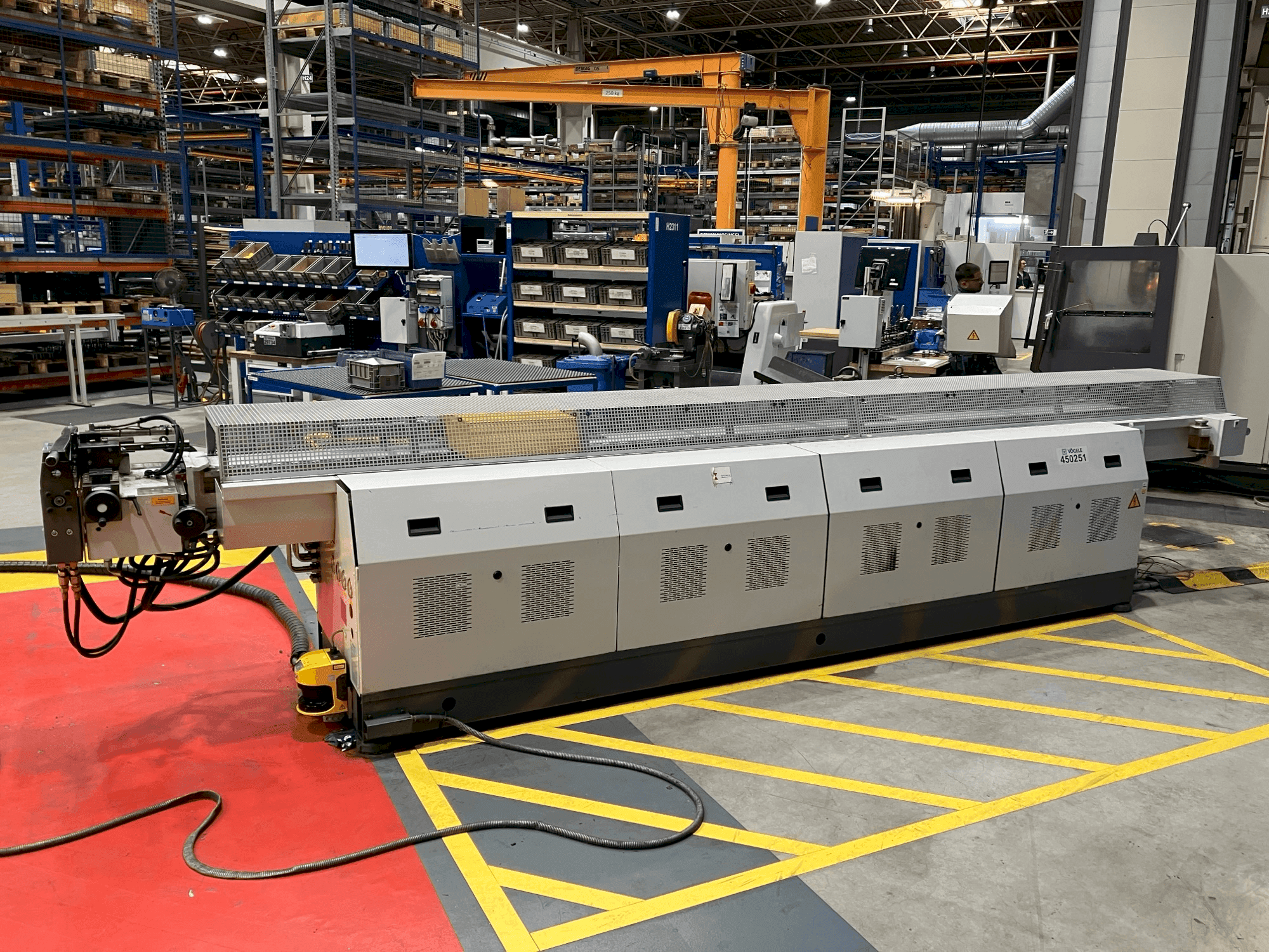 Prikaz stroja TRACTO-TECHNIK Tubotron 30 CNC sprijeda