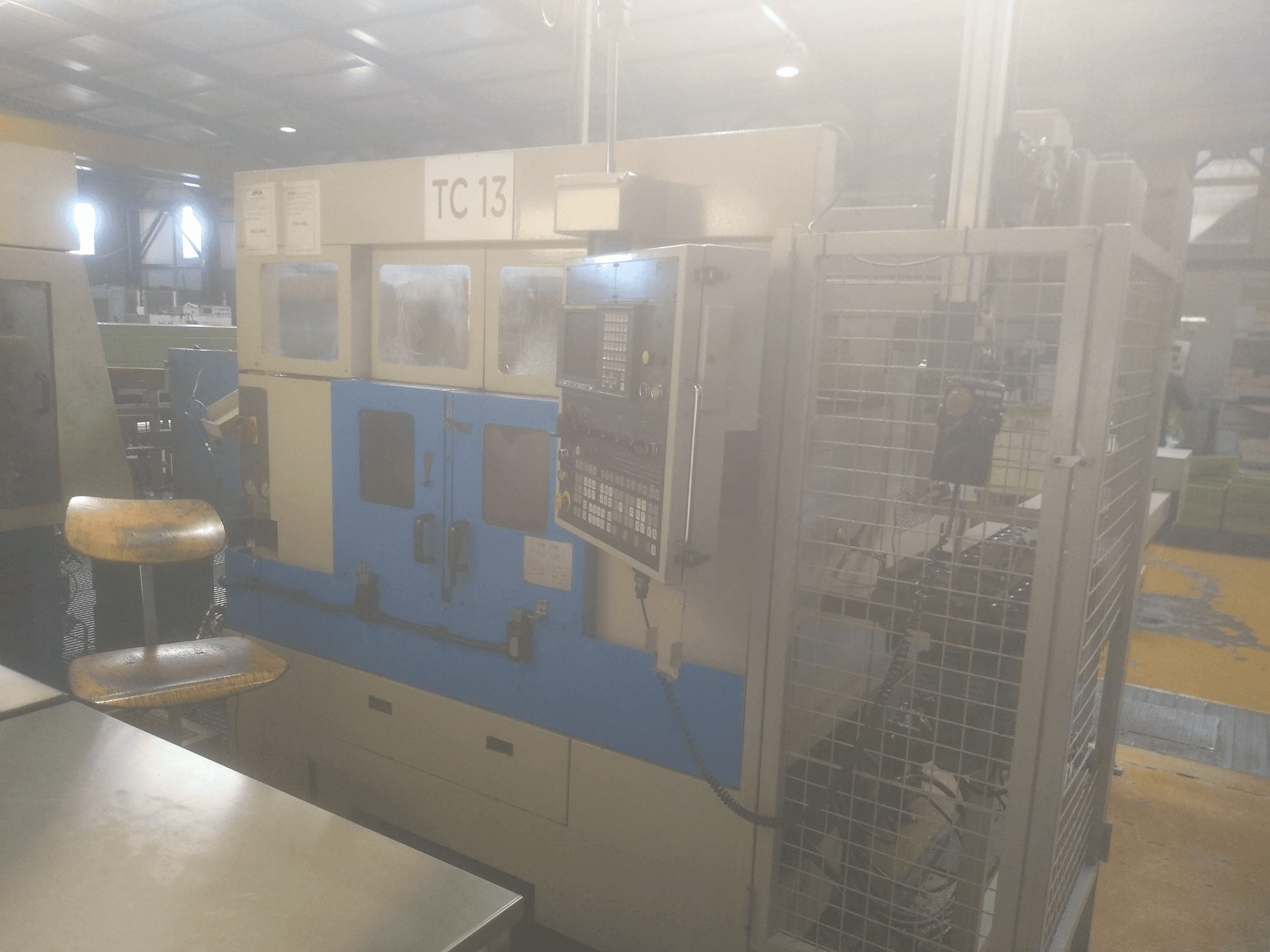 Prikaz stroja Muratec MW12 sprijeda