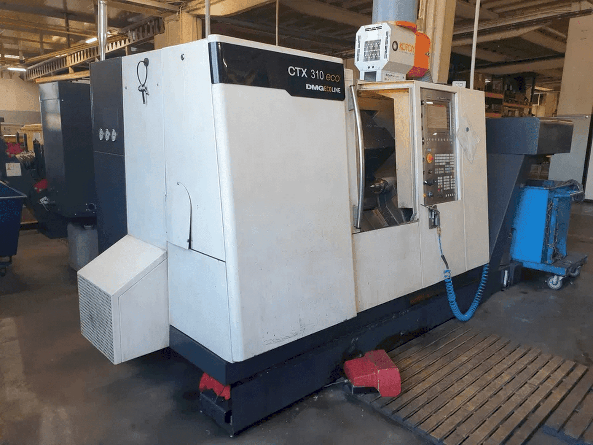 Prikaz stroja DMG CTX 310 eco sprijeda