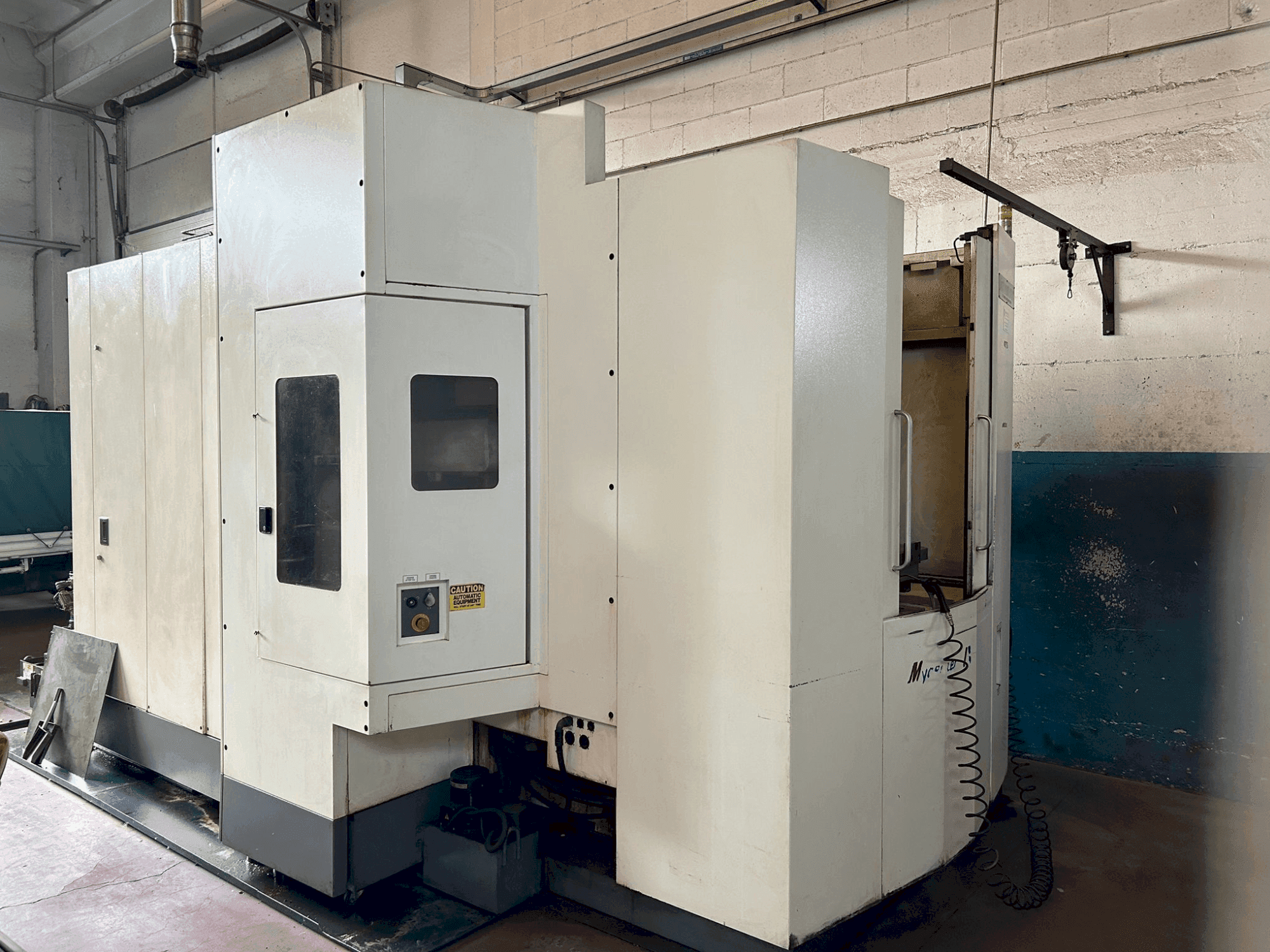 Prikaz stroja Kitamura HX500 ia sprijeda