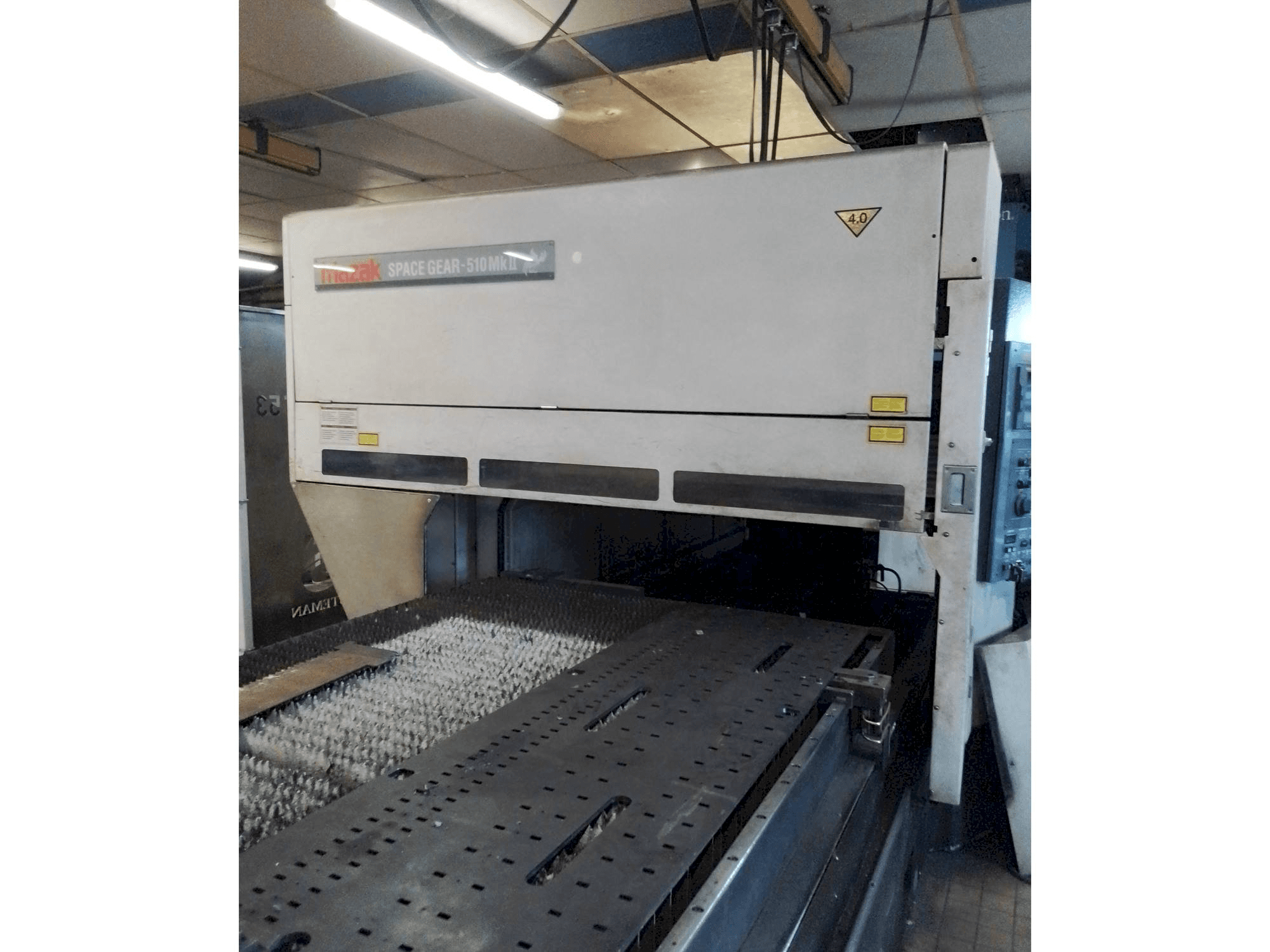 Prikaz stroja Mazak SPACE GEAR-510MKII sprijeda