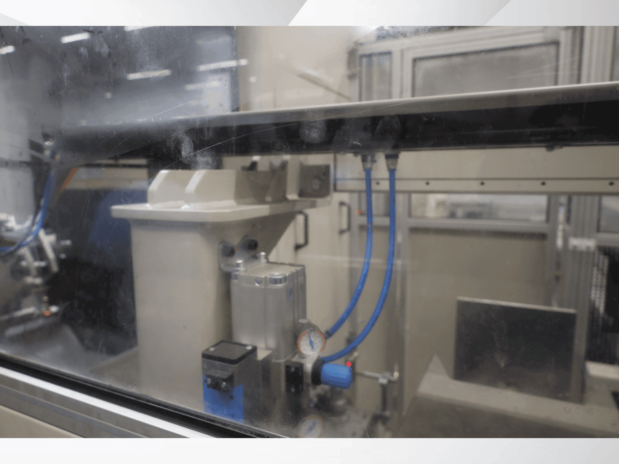 Prikaz stroja PROFILATOR DV370-HL-05 sprijeda