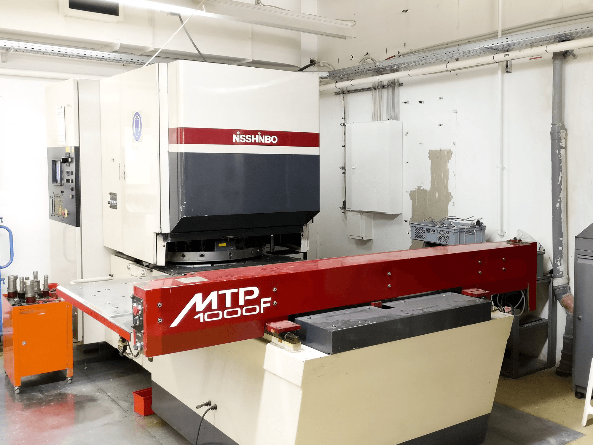 Prikaz stroja Nisshinbo MTP-1000F slijeva