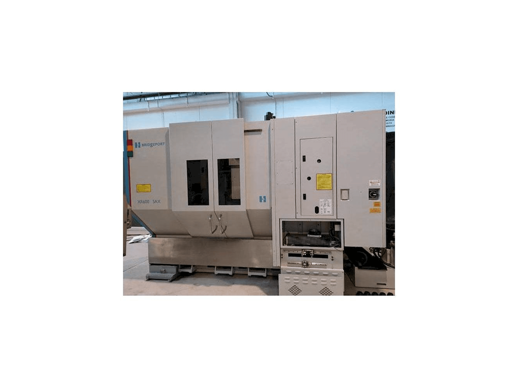 Prikaz stroja HARDINGE XR 600 5AX sprijeda