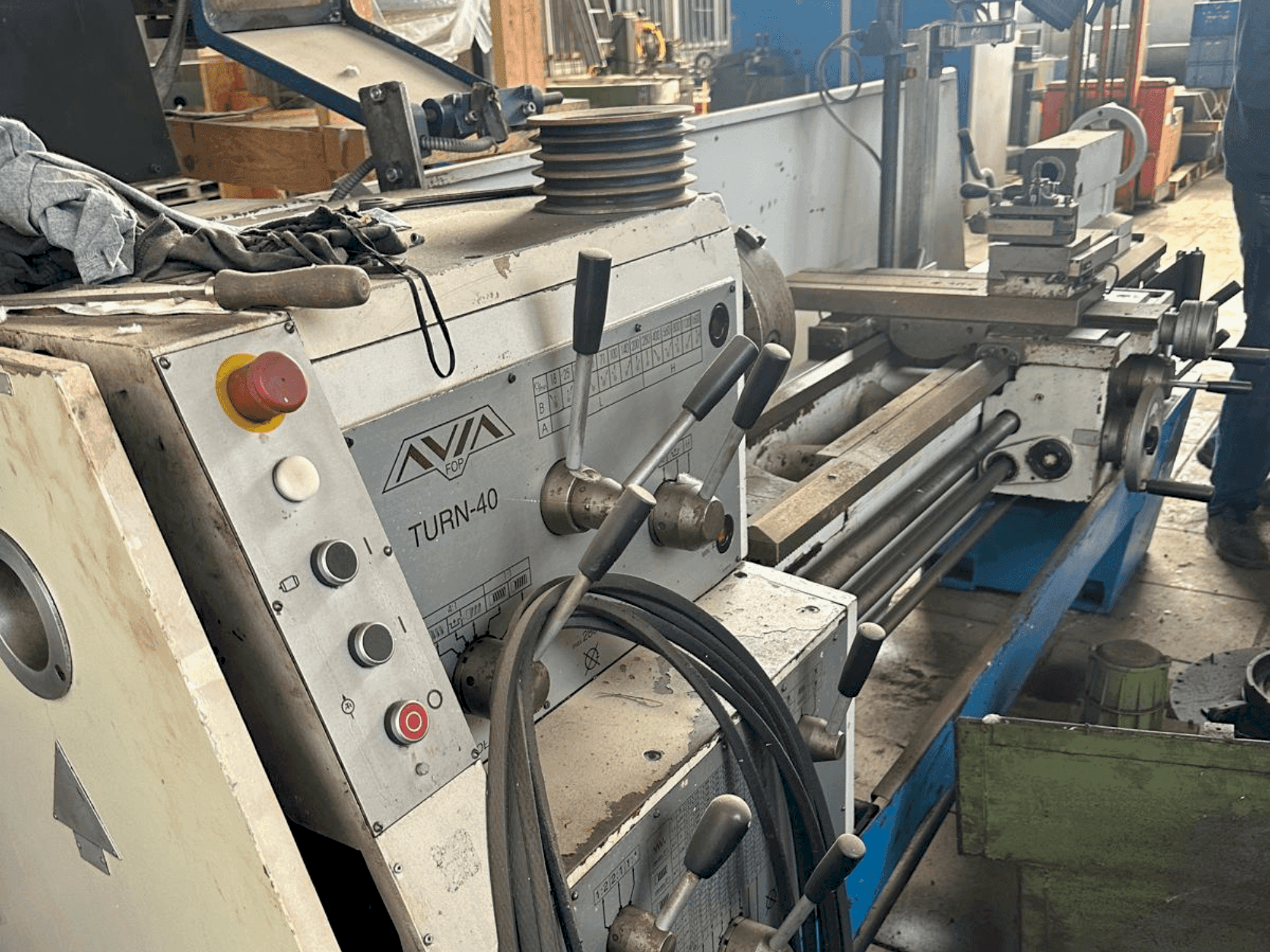 Prikaz stroja Avia TURN-40 sprijeda