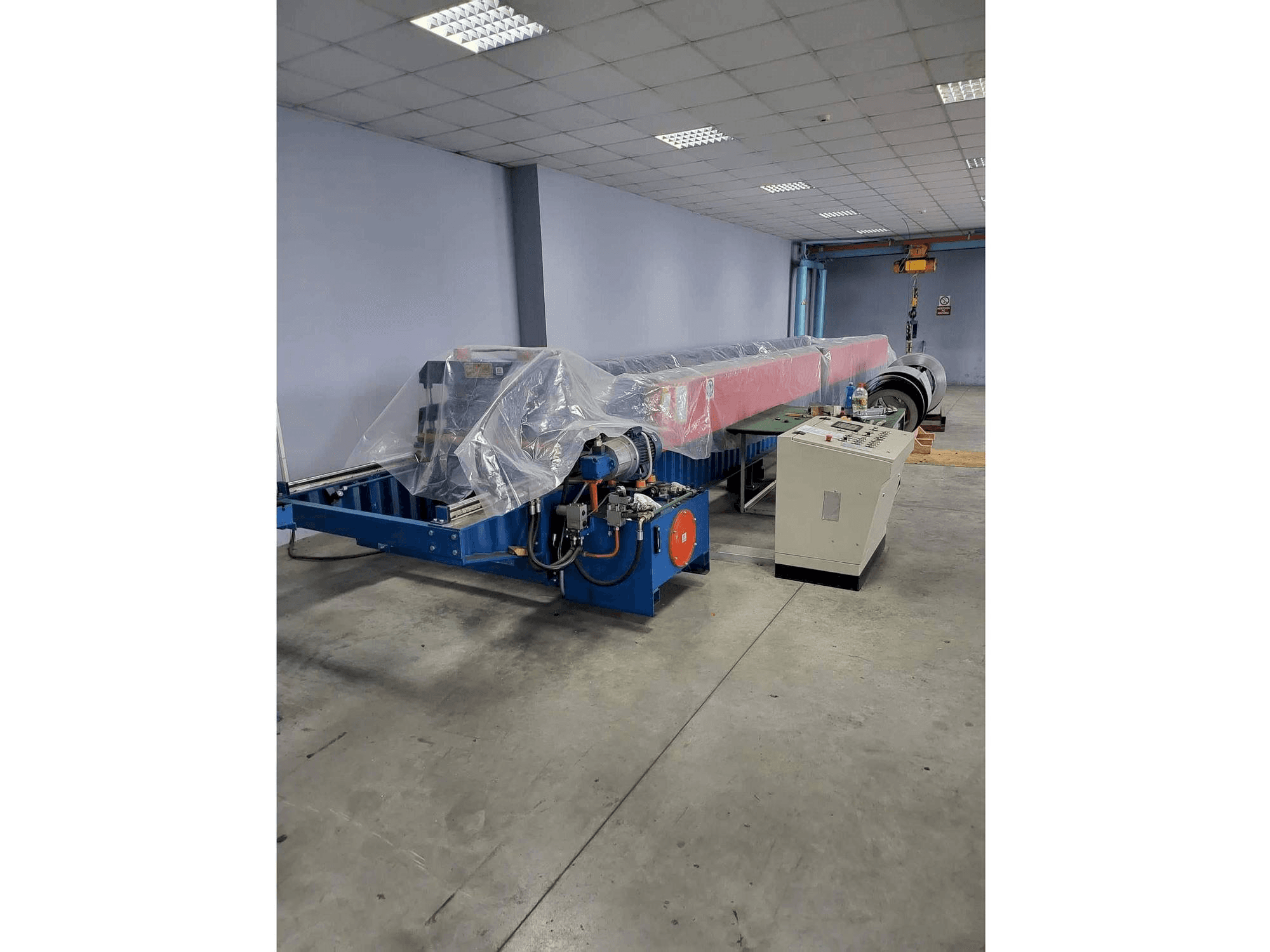 Prikaz stroja ZEMAN TR 20/130 sprijeda