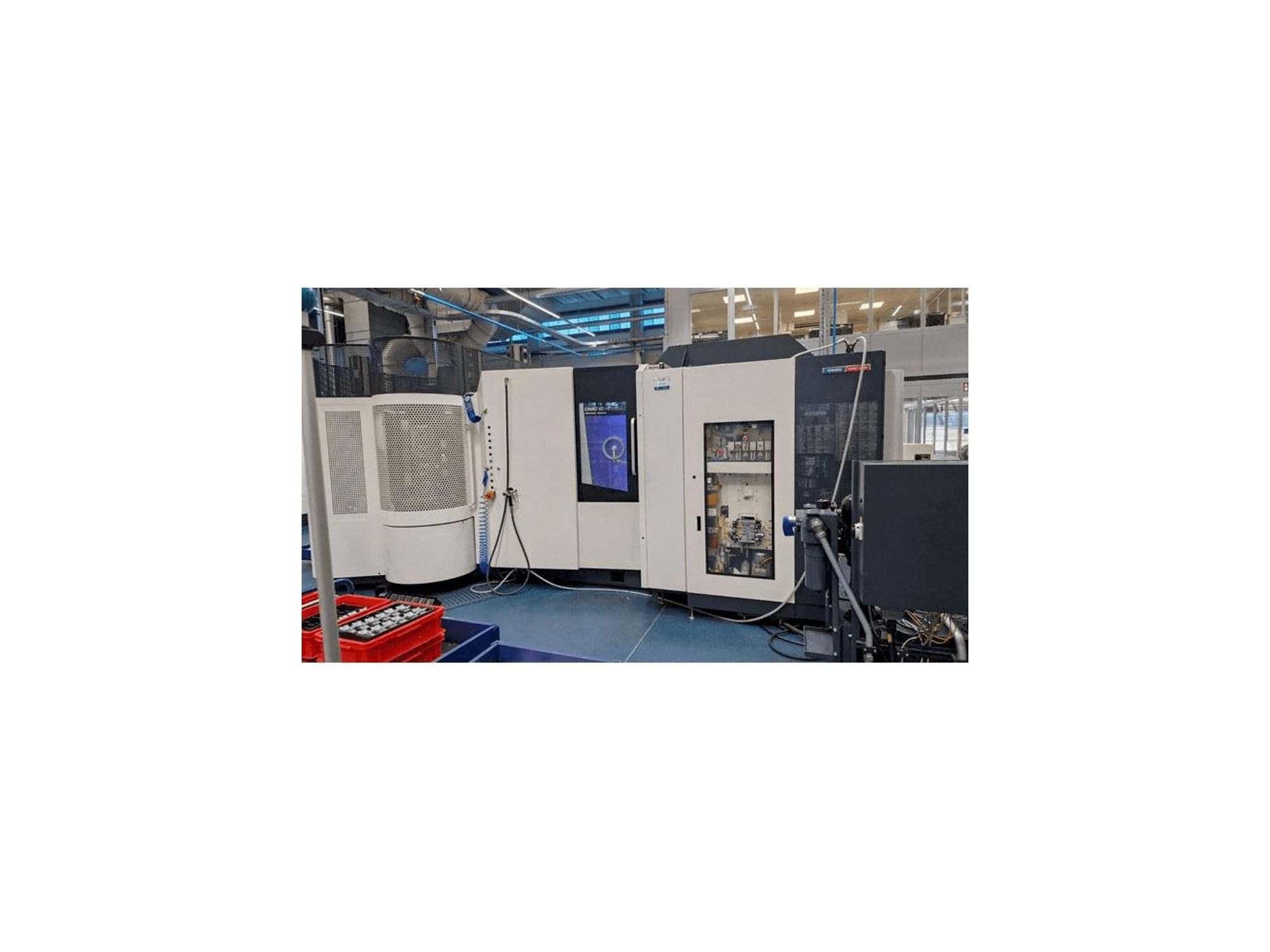 Prikaz stroja DMG DECKEL MAHO DMC 60H Linear sprijeda