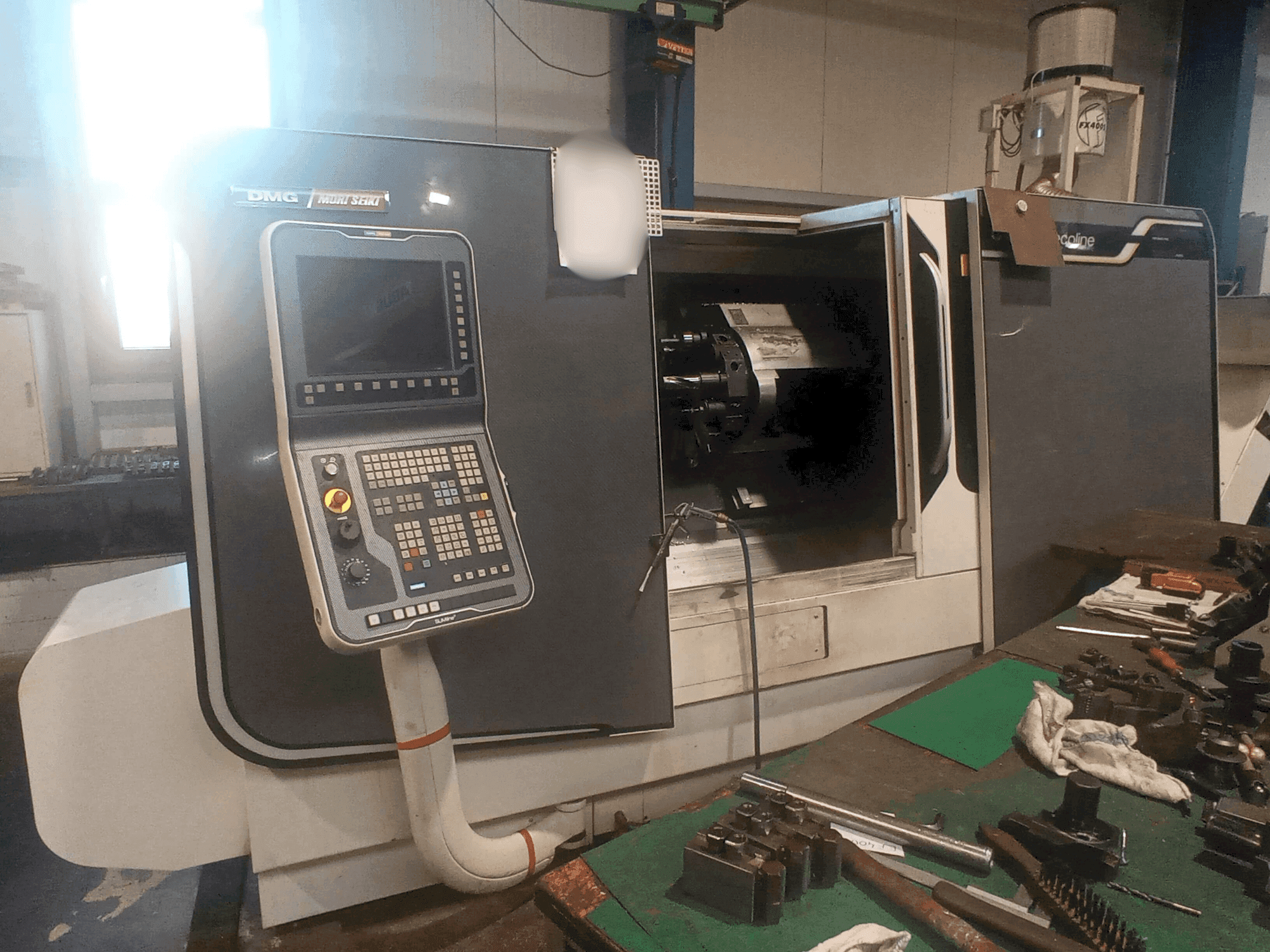 Prikaz stroja DMG Mori Seiki CTX 510 ecoline sprijeda