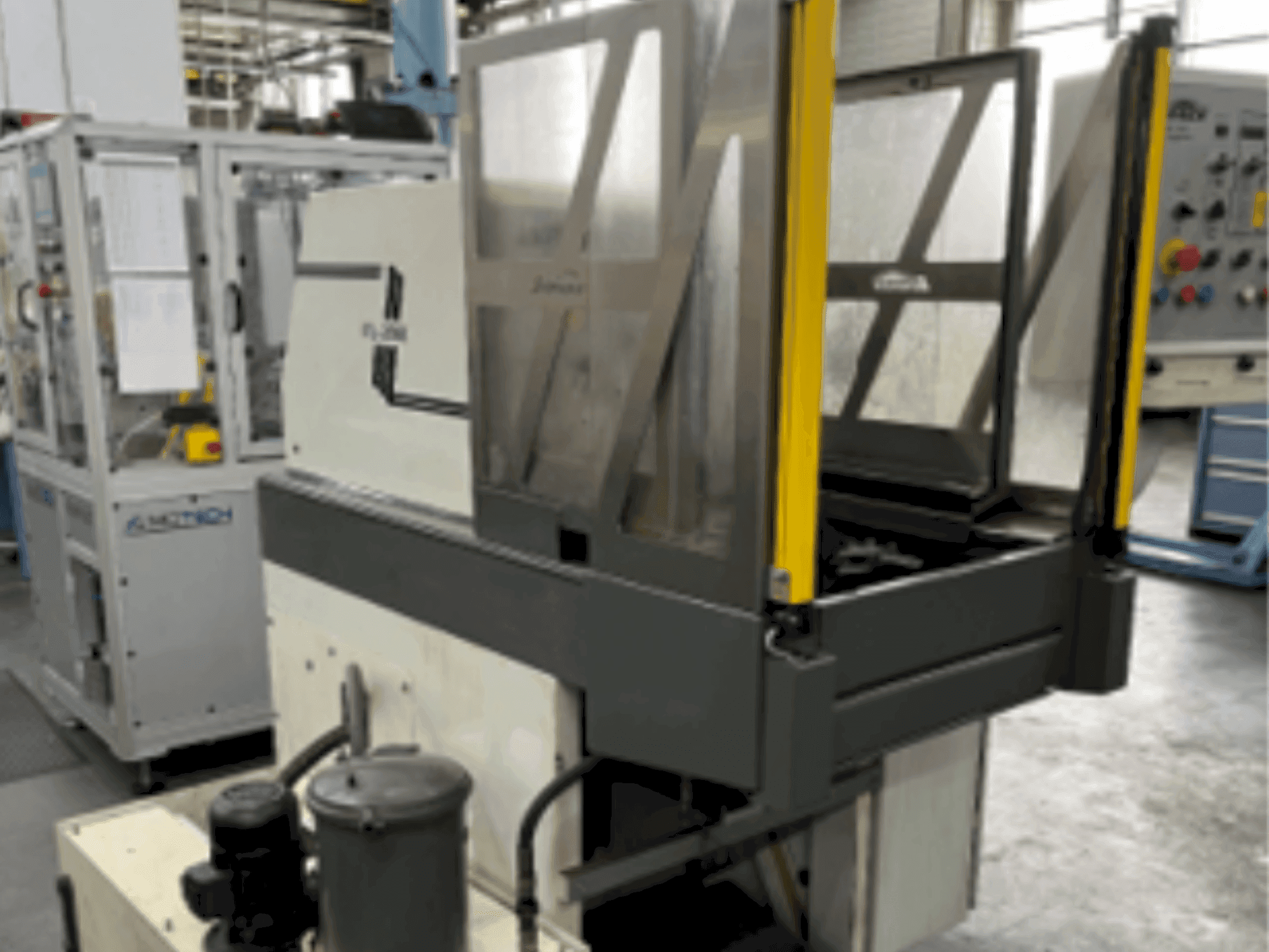 Prikaz stroja Sunnen ML 2000 sprijeda