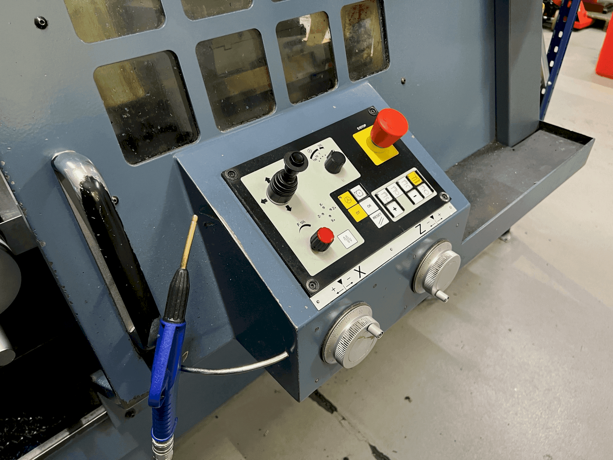 Prikaz stroja PADOVANI E255/1500 sprijeda