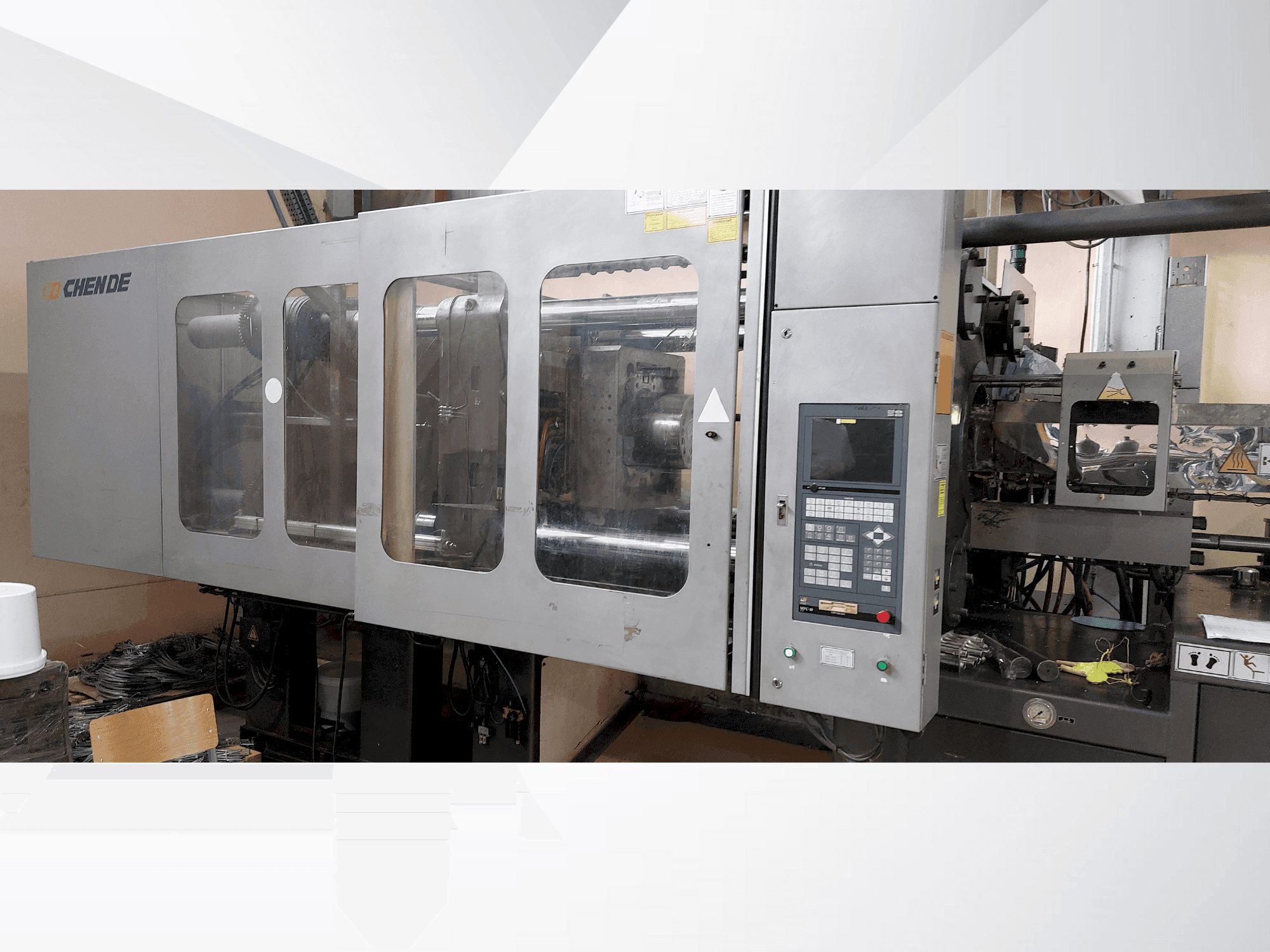 Prikaz stroja CHENDE CJ480M3V sprijeda