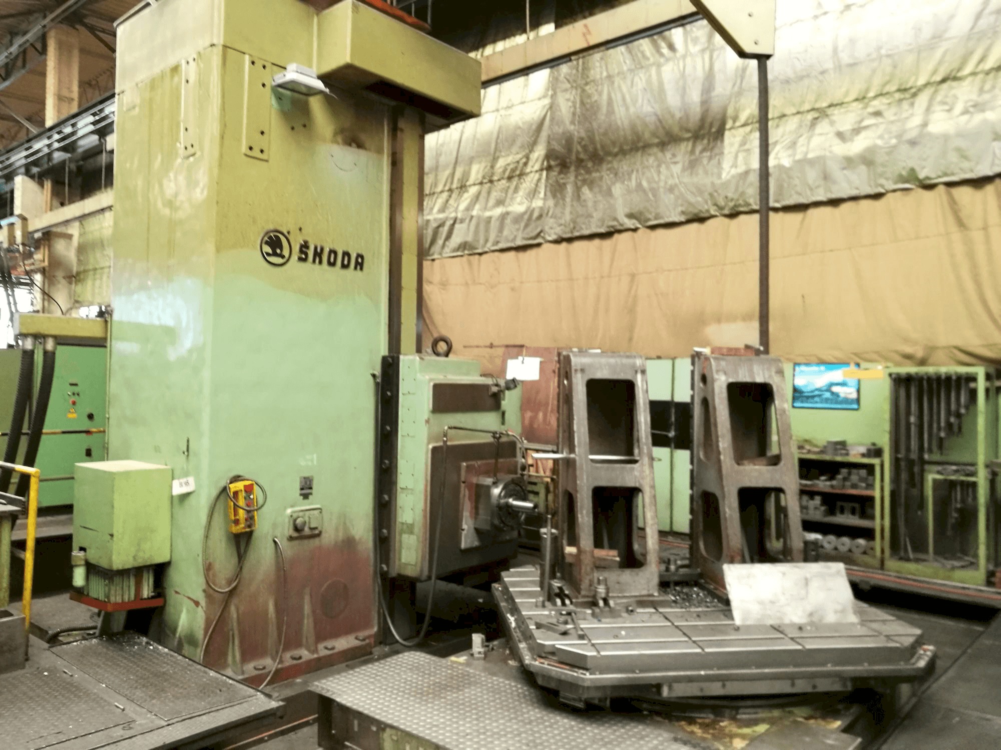 Prikaz stroja SKODA WI 130 sprijeda