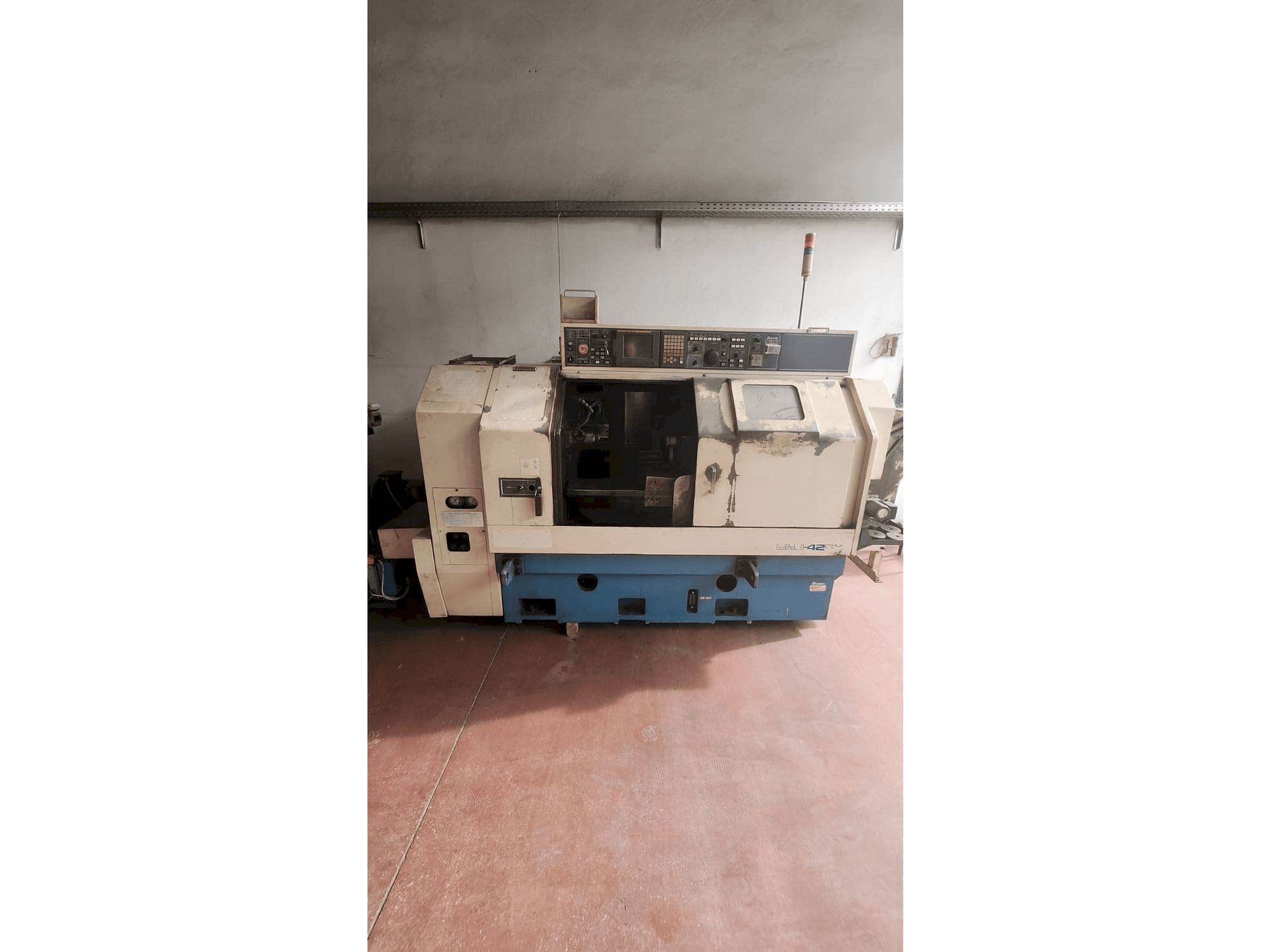 Prikaz stroja Miyano BNJ 51 SY2 sprijeda