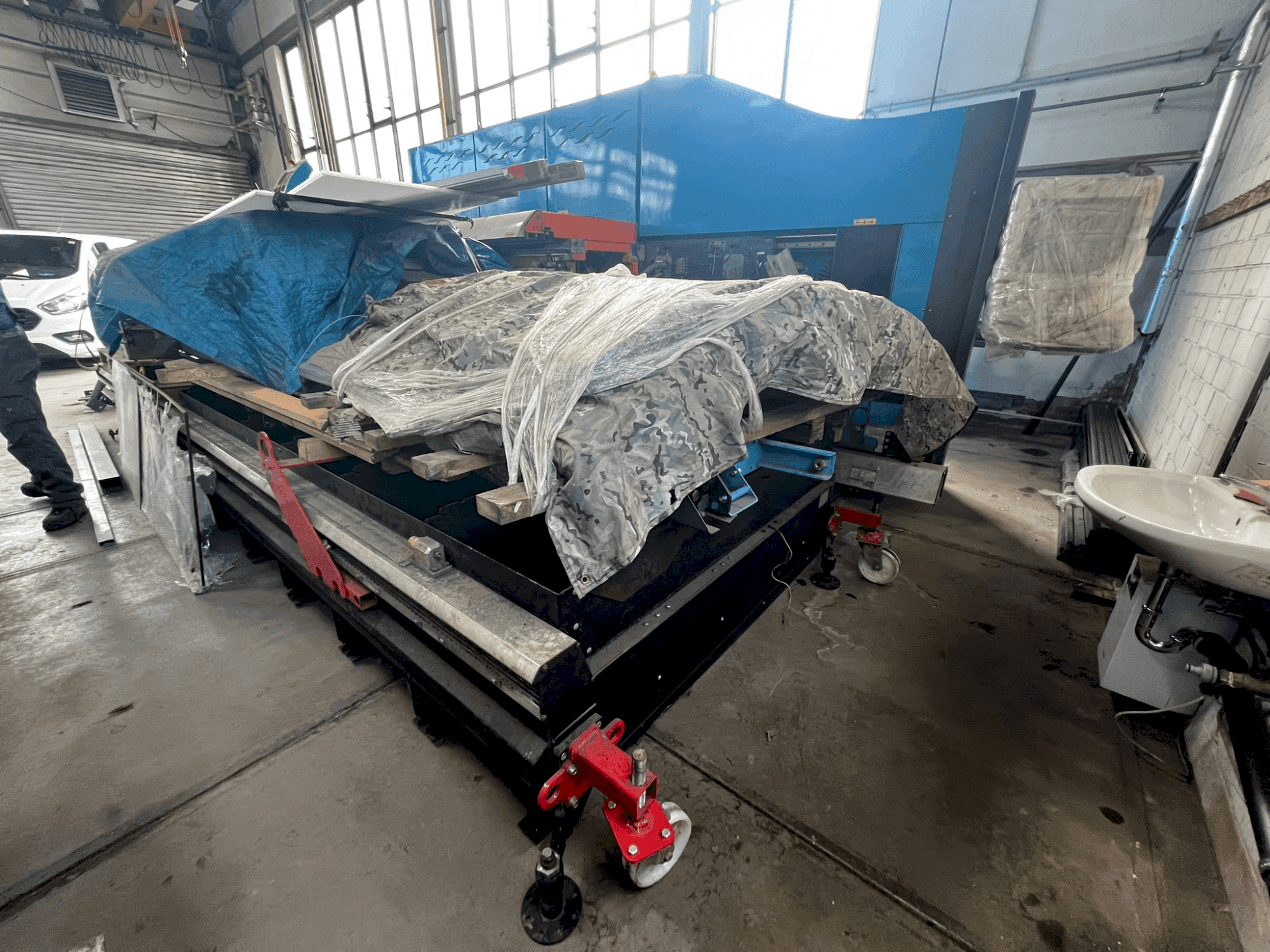 Prikaz stroja Prima Power ZAPHIRO CV5000+CT10 sprijeda