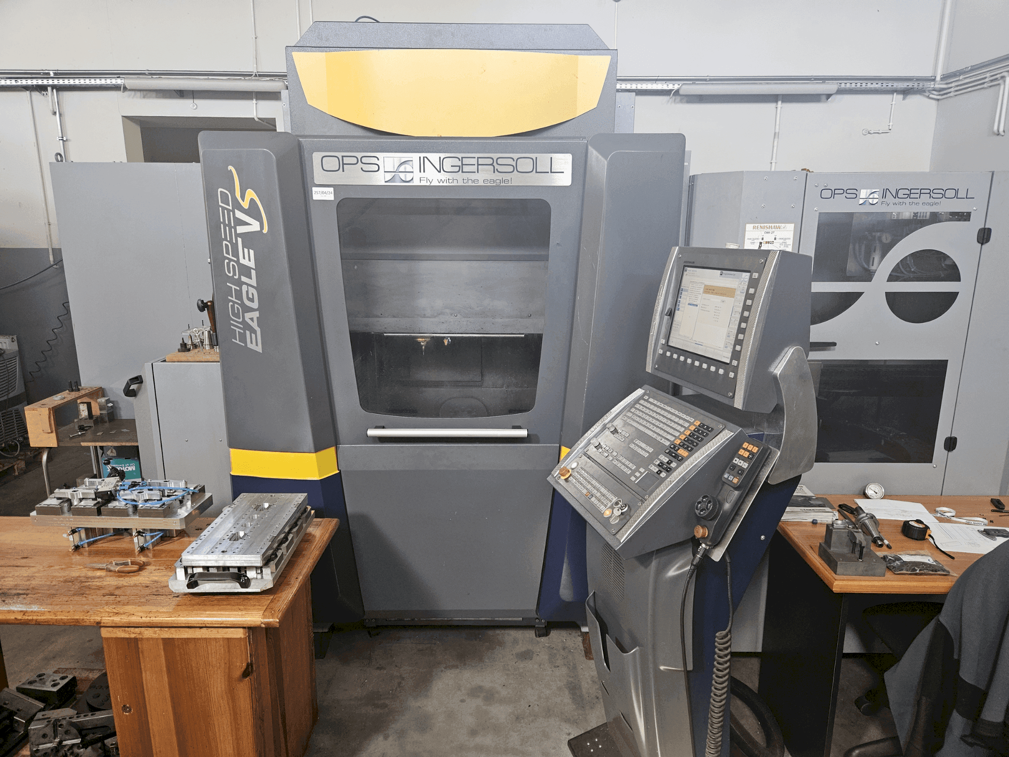Prikaz stroja OPS INGERSOLL HIGH SPEED Eagle V5 sprijeda