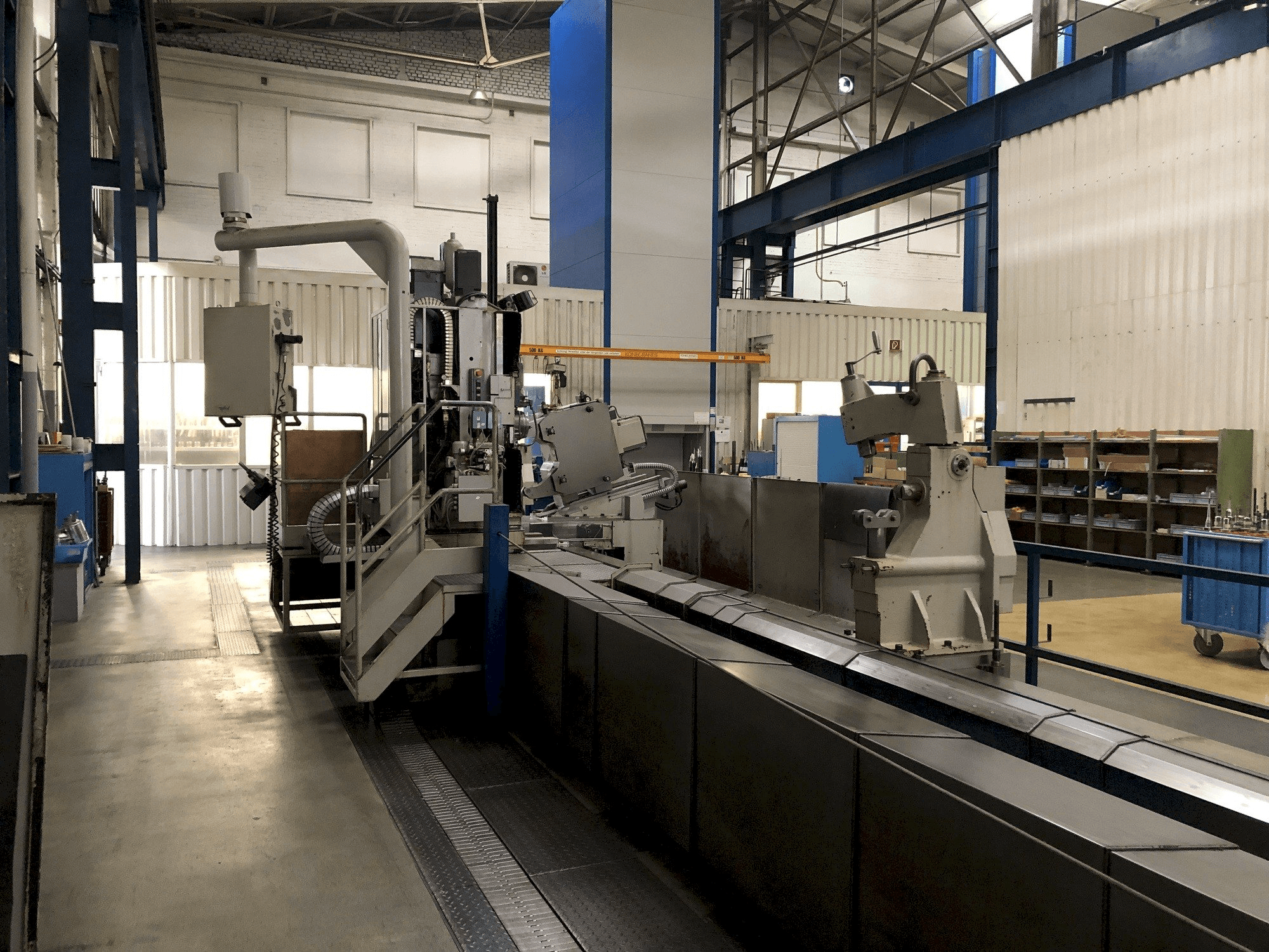 Prikaz stroja Tacchi Giacomo HD/3-120L CNC sprijeda