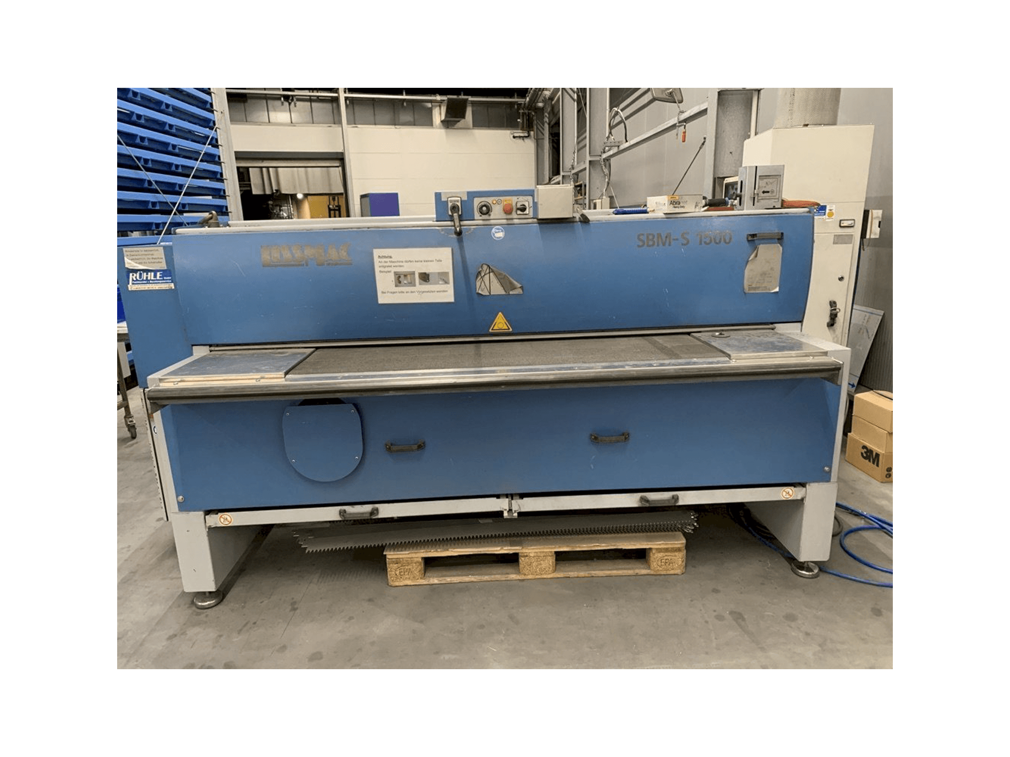 Prikaz stroja LISSMAC SBM-S 1500 sprijeda