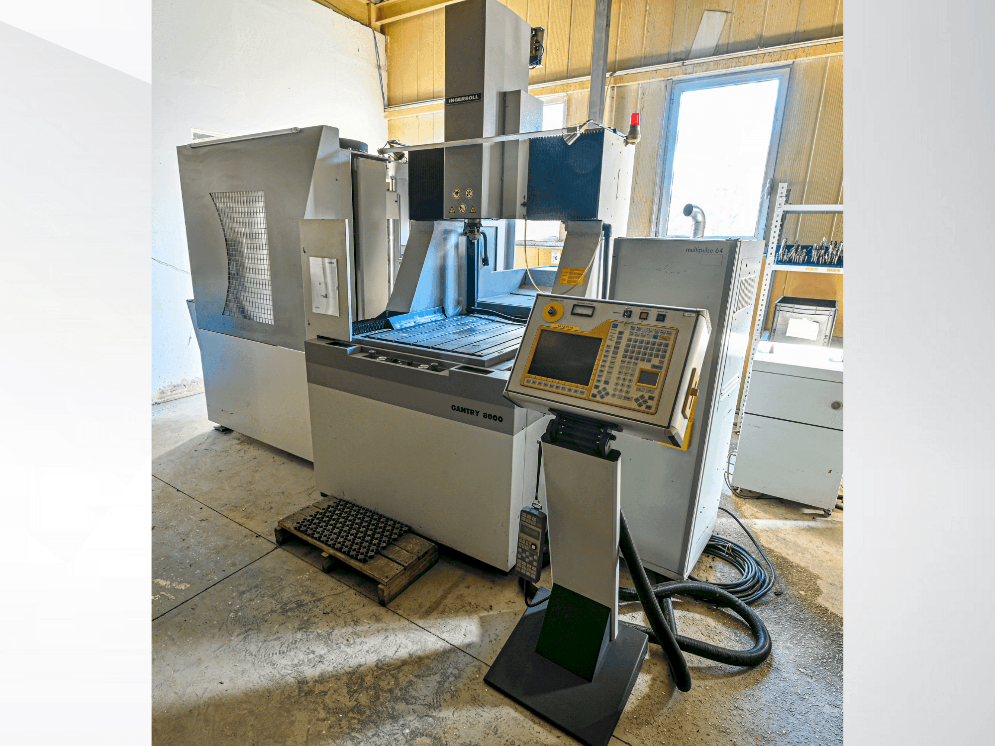 Prikaz stroja OPS INGERSOLL Gantry 8000 sprijeda