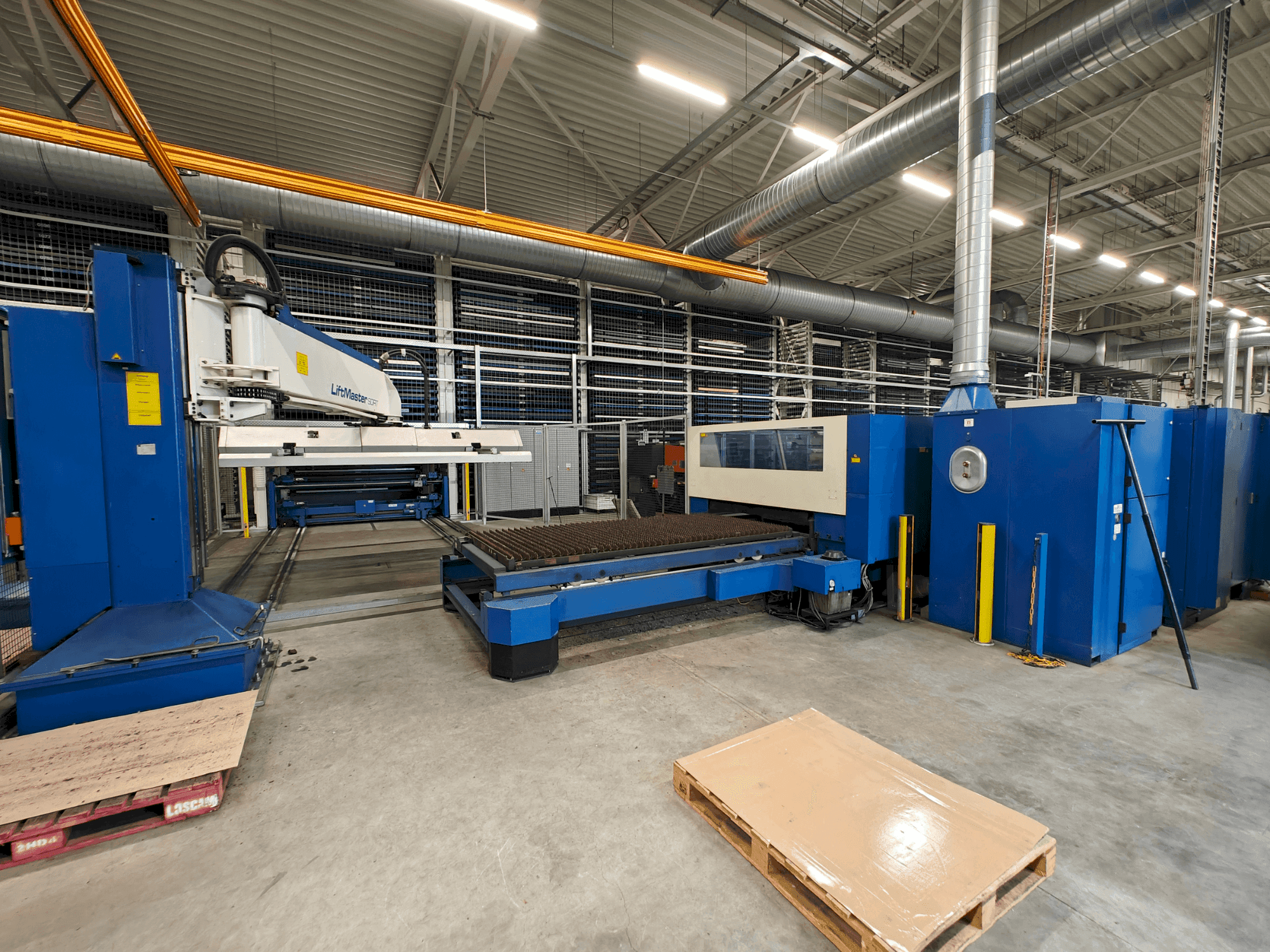Prikaz stroja TRUMPF Trumatic L3050 sprijeda