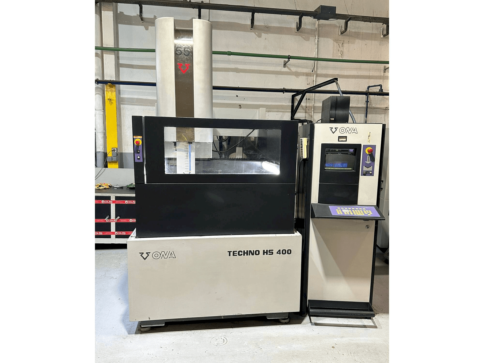 Prikaz stroja ONA HS 400 sprijeda