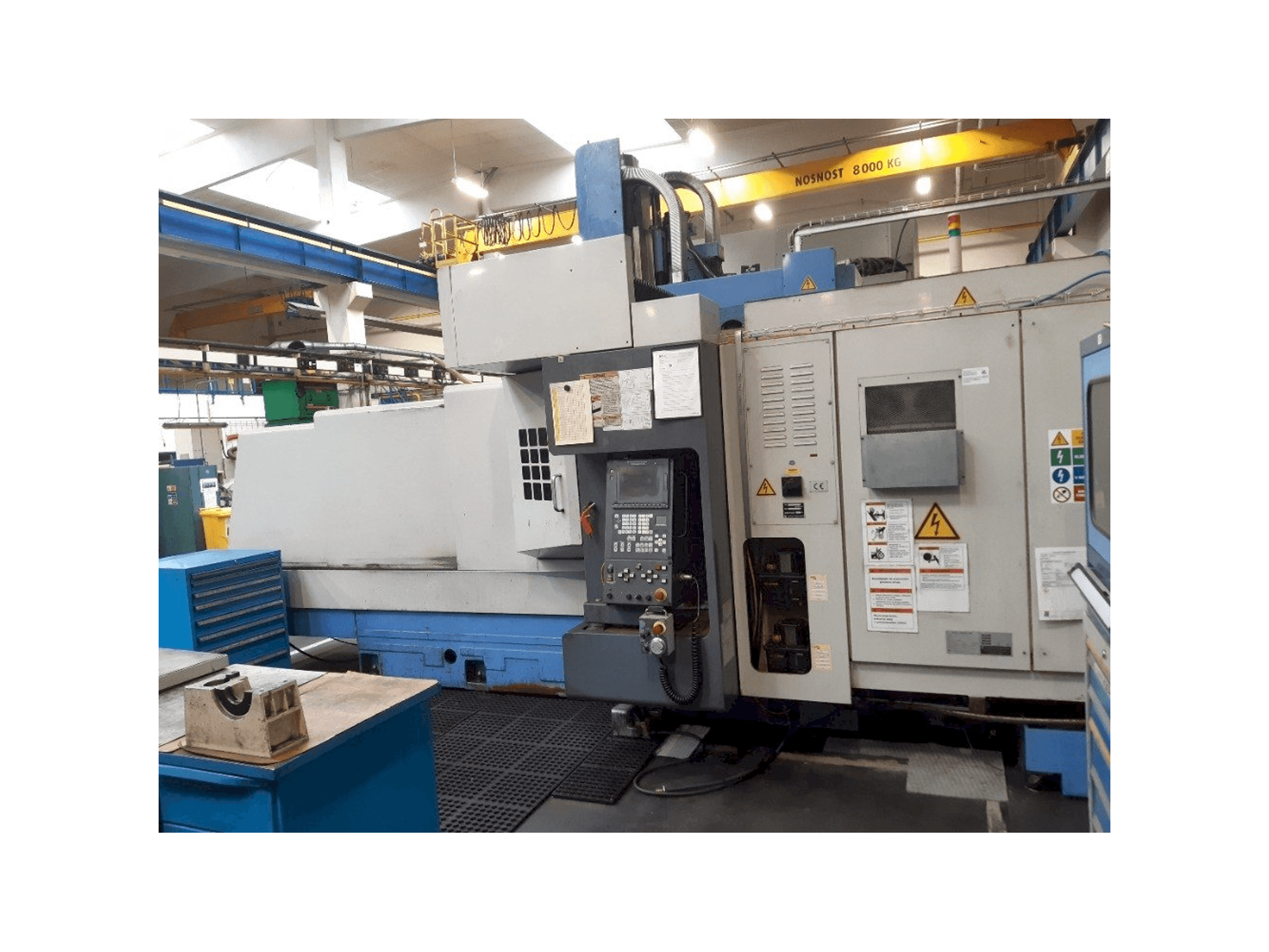 Prikaz stroja Mazak FJV 35/80 sprijeda