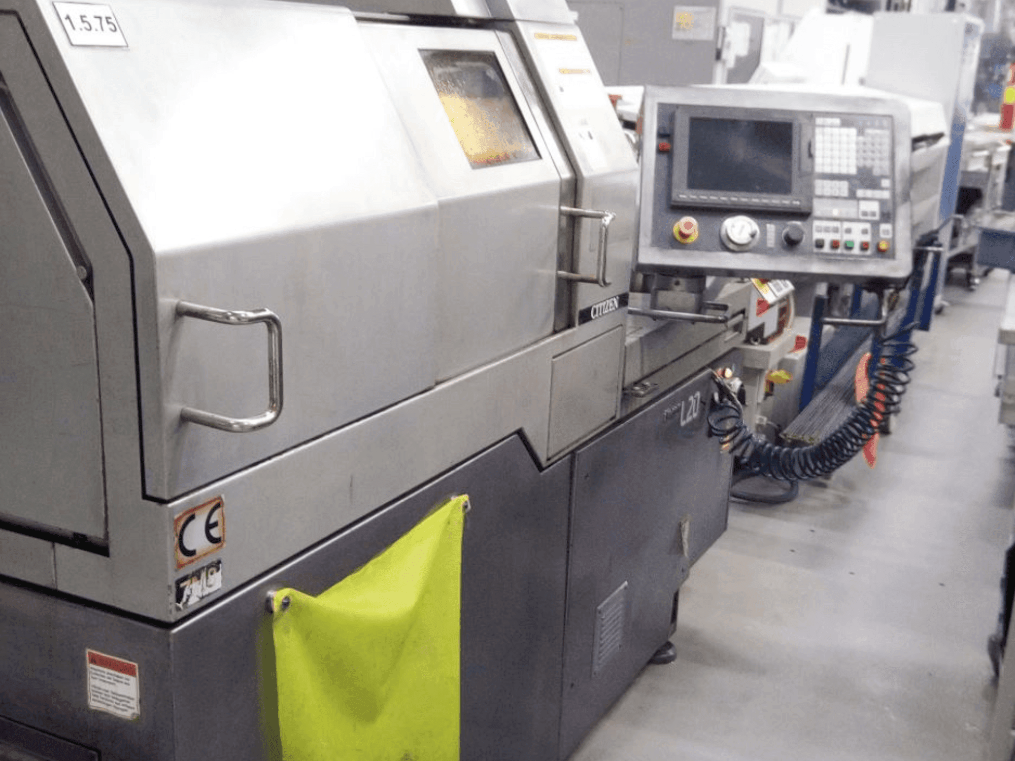 Prikaz stroja Citizen L720-Vlll sprijeda