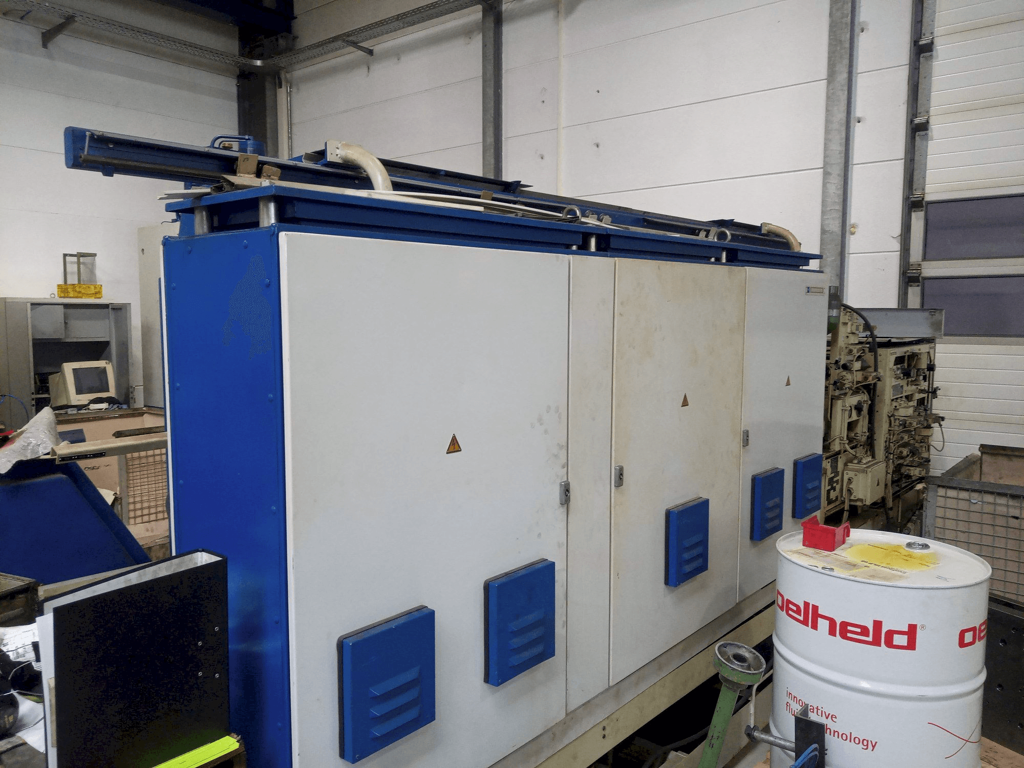 Prikaz stroja NILES DFS2-2 sprijeda