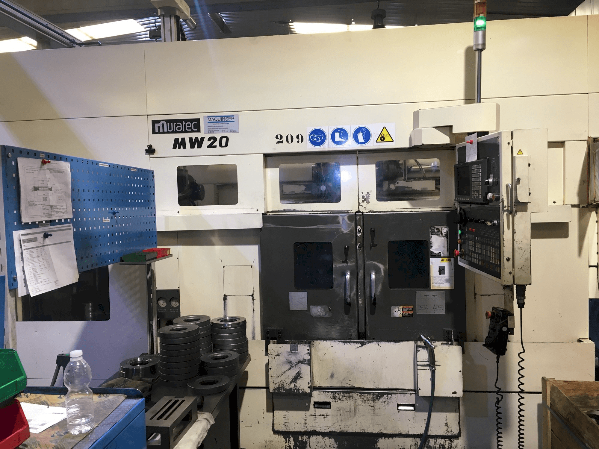 Prikaz stroja Muratec MW20 sprijeda