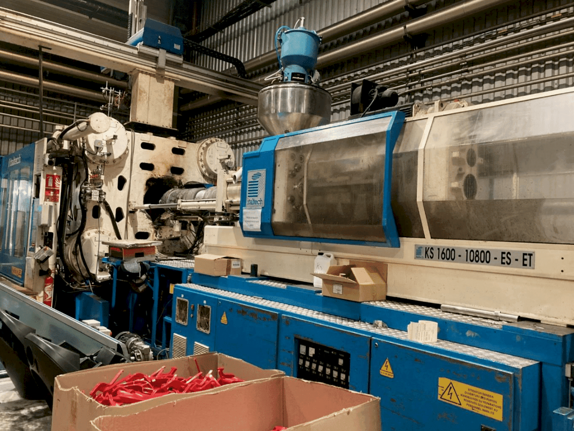 Prikaz stroja ITALTECH KS 1600/10800 sprijeda