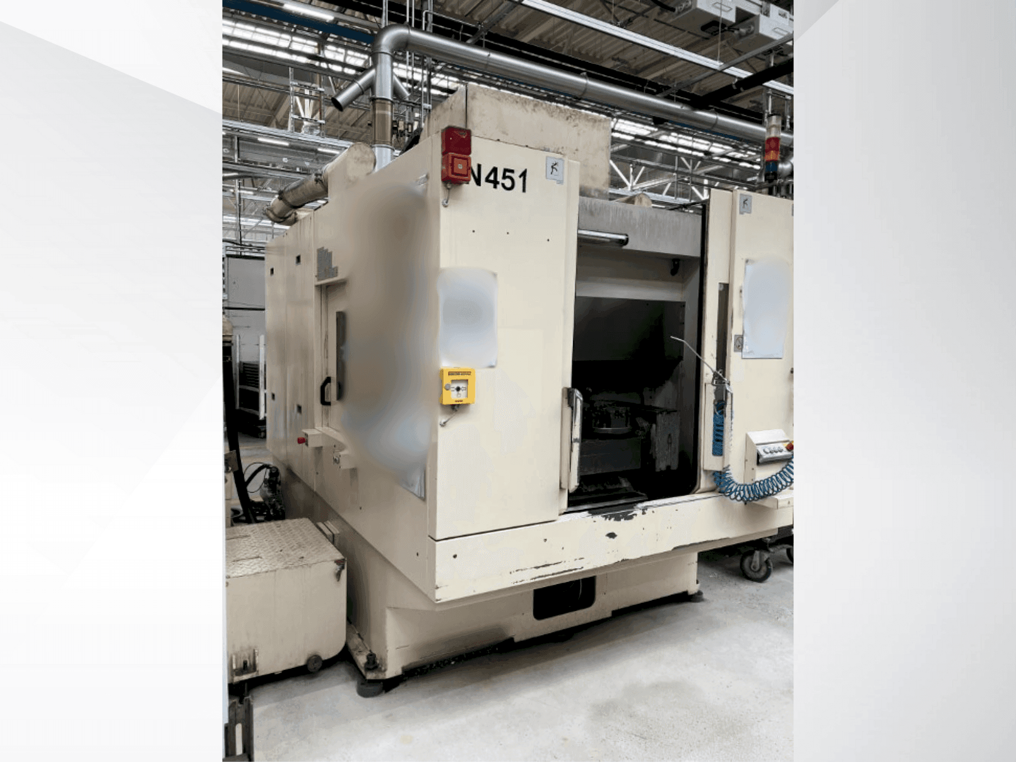 Prikaz stroja CHIRON DZ 18 W sprijeda