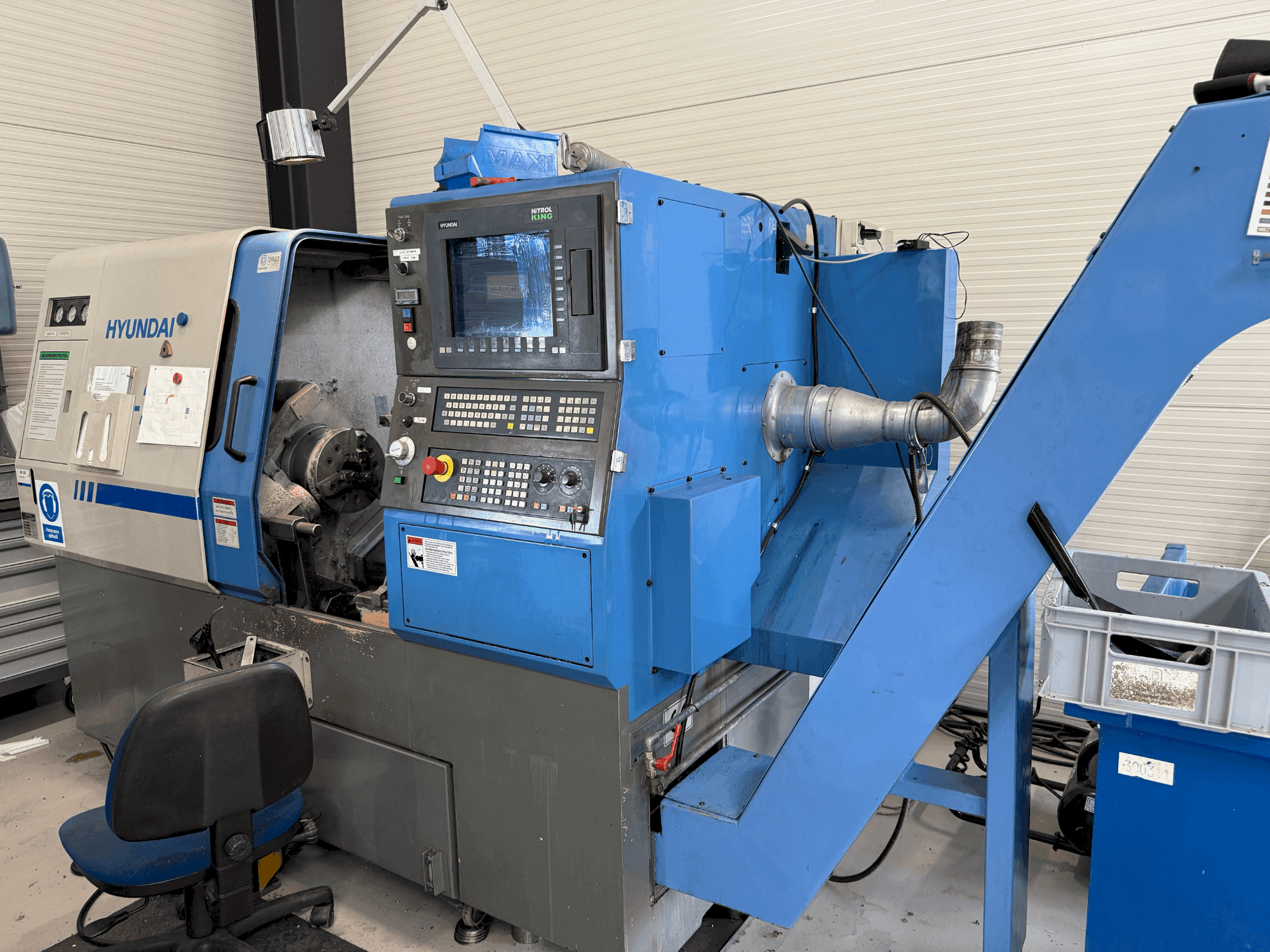 Prikaz stroja Hyundai HIT 20 M sprijeda