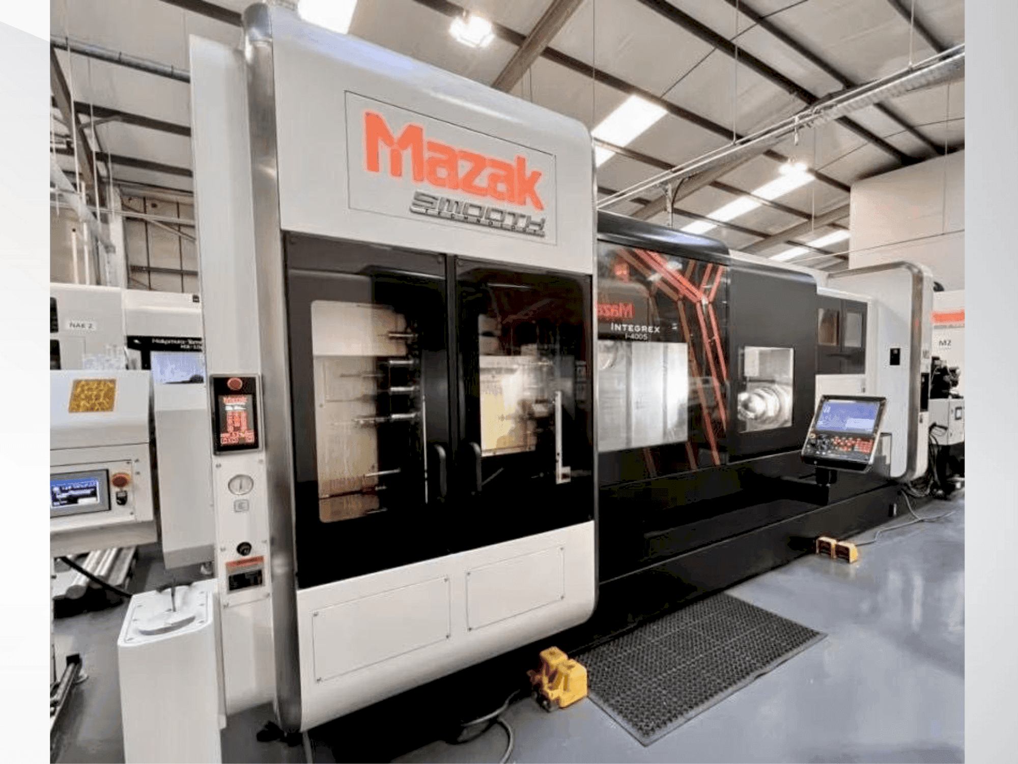 Prikaz stroja Mazak INTEGREX i-400 S sprijeda