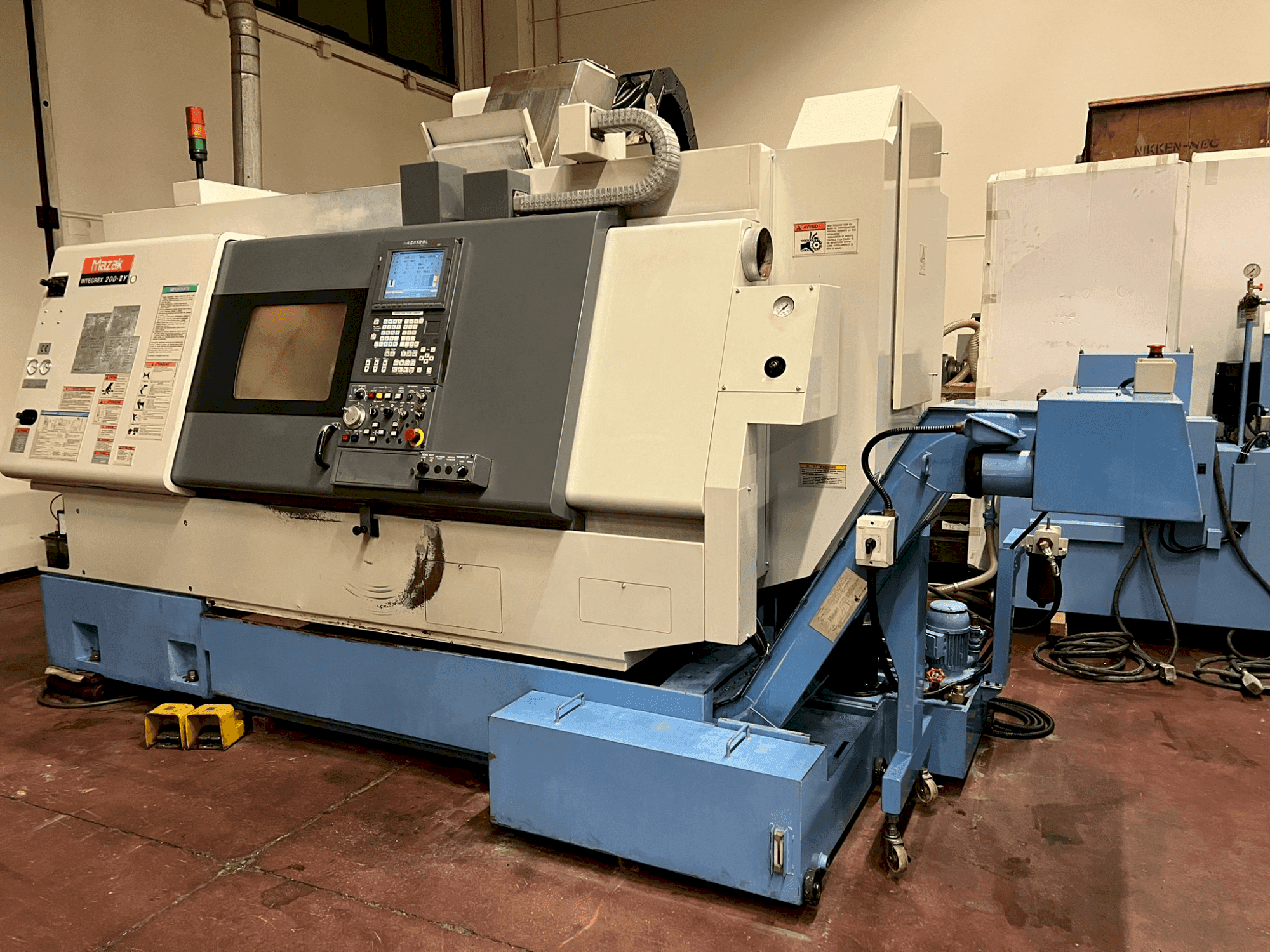 Prikaz stroja Mazak Integrex 200 IIY sprijeda