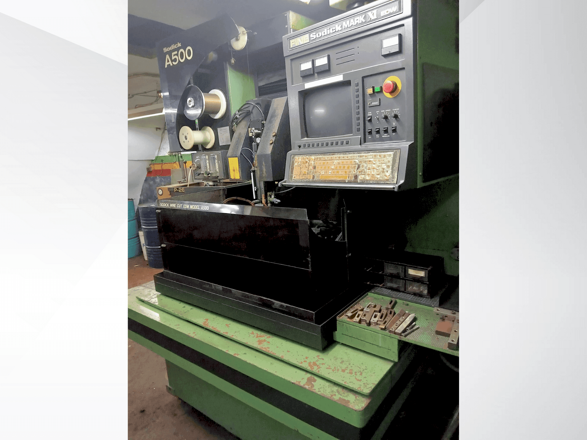 Prikaz stroja Sodick A 500 sprijeda