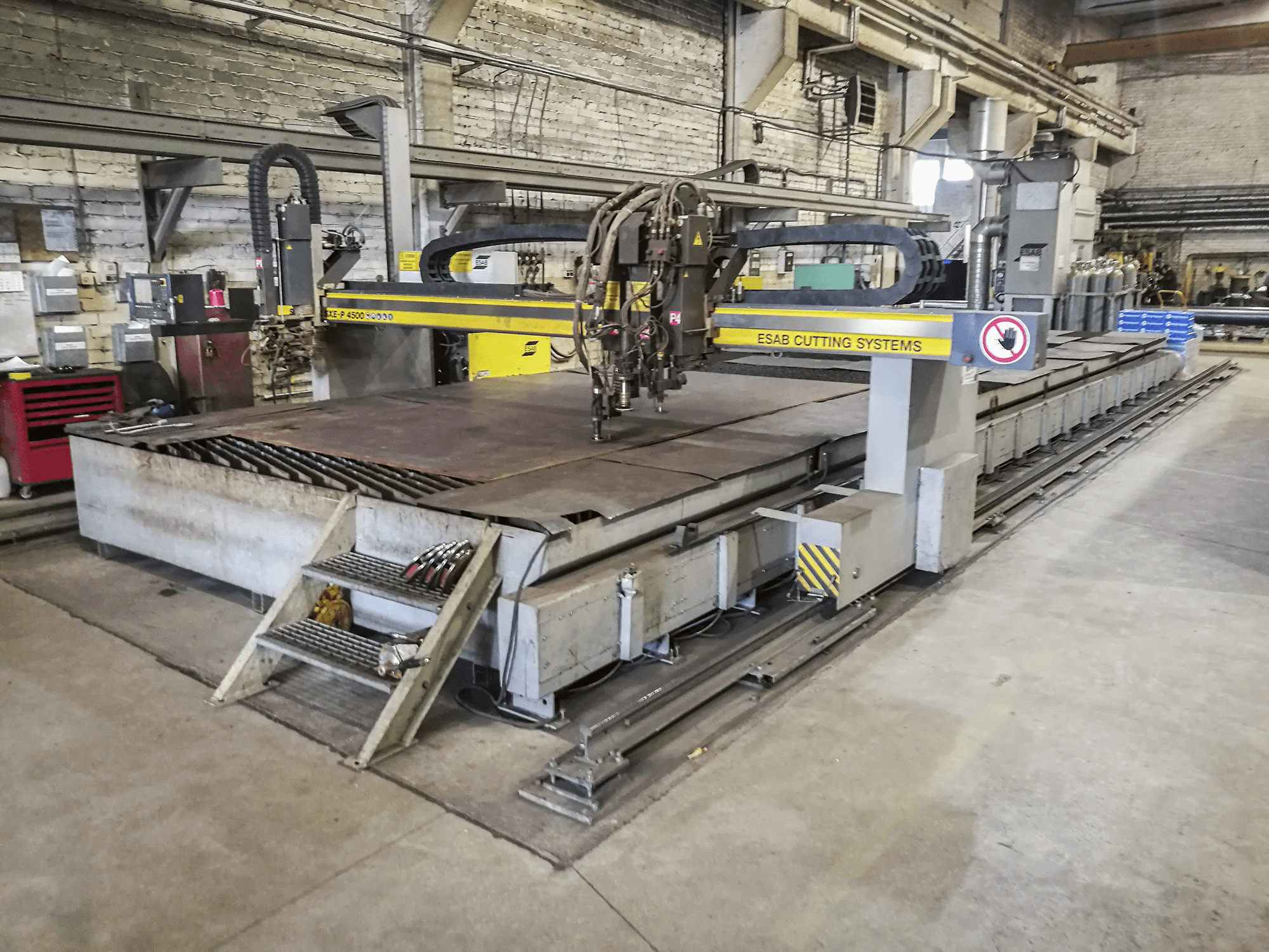 Prikaz stroja ESAB SXE-P2 4500 zdesna