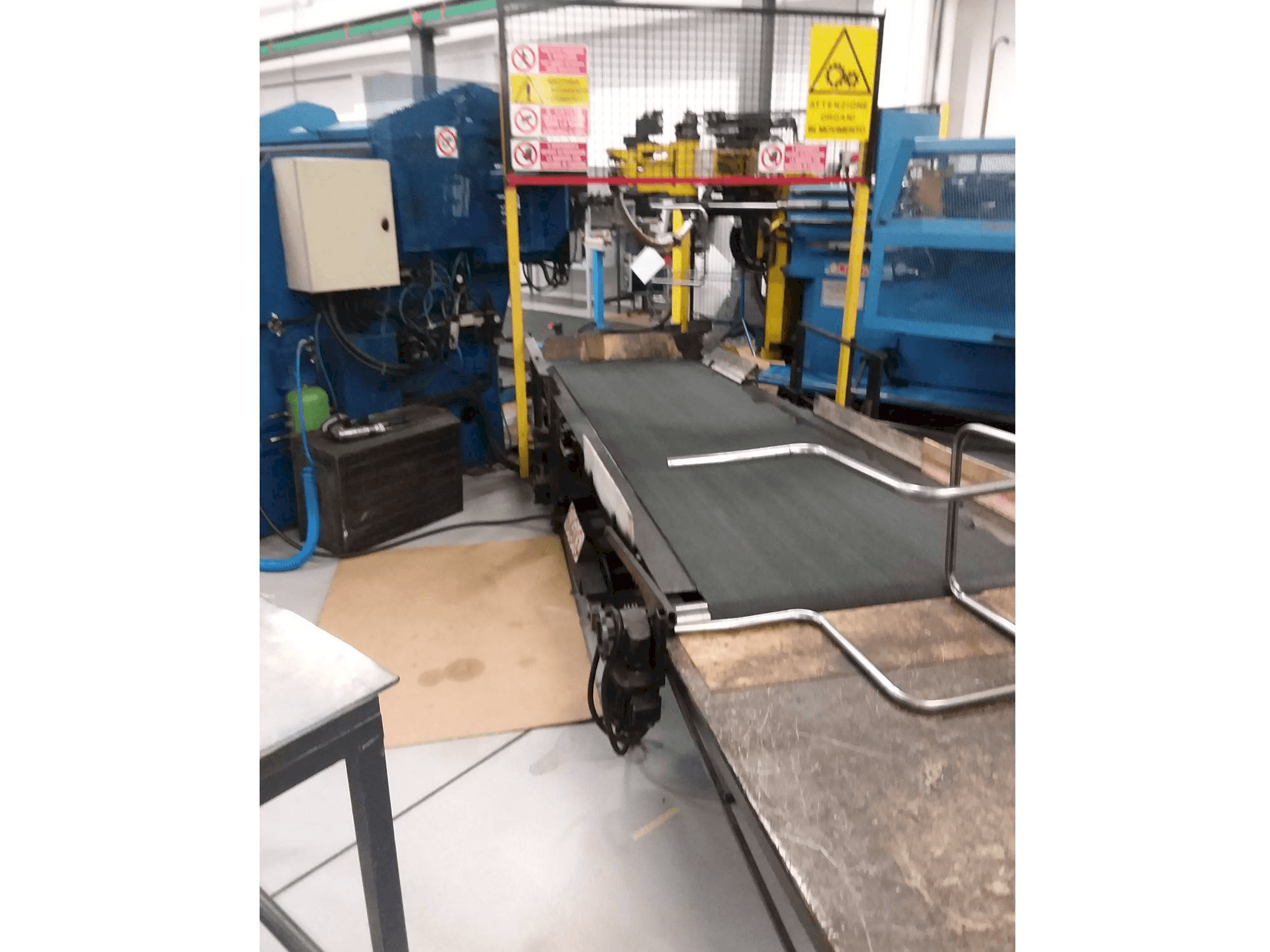 Prikaz stroja Crippa 532 sprijeda