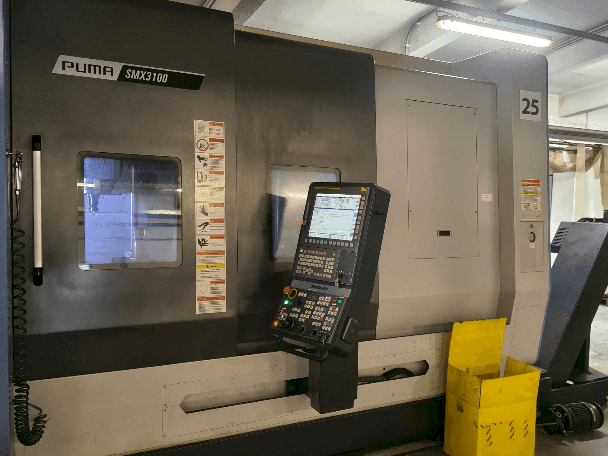 Prikaz stroja DOOSAN SMX 3100 sprijeda