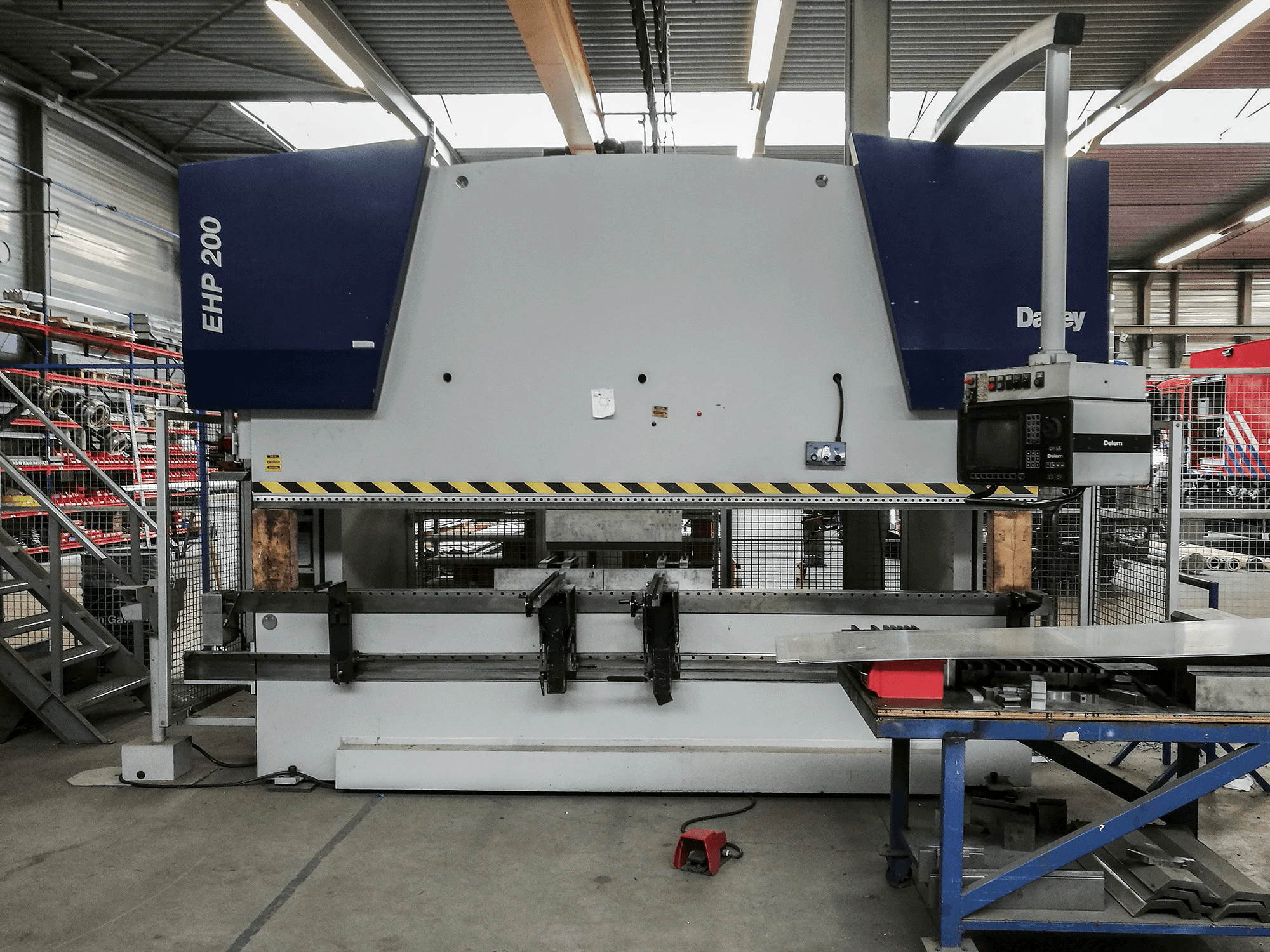 Prikaz stroja Darley EHP-LS200.36/31 sprijeda