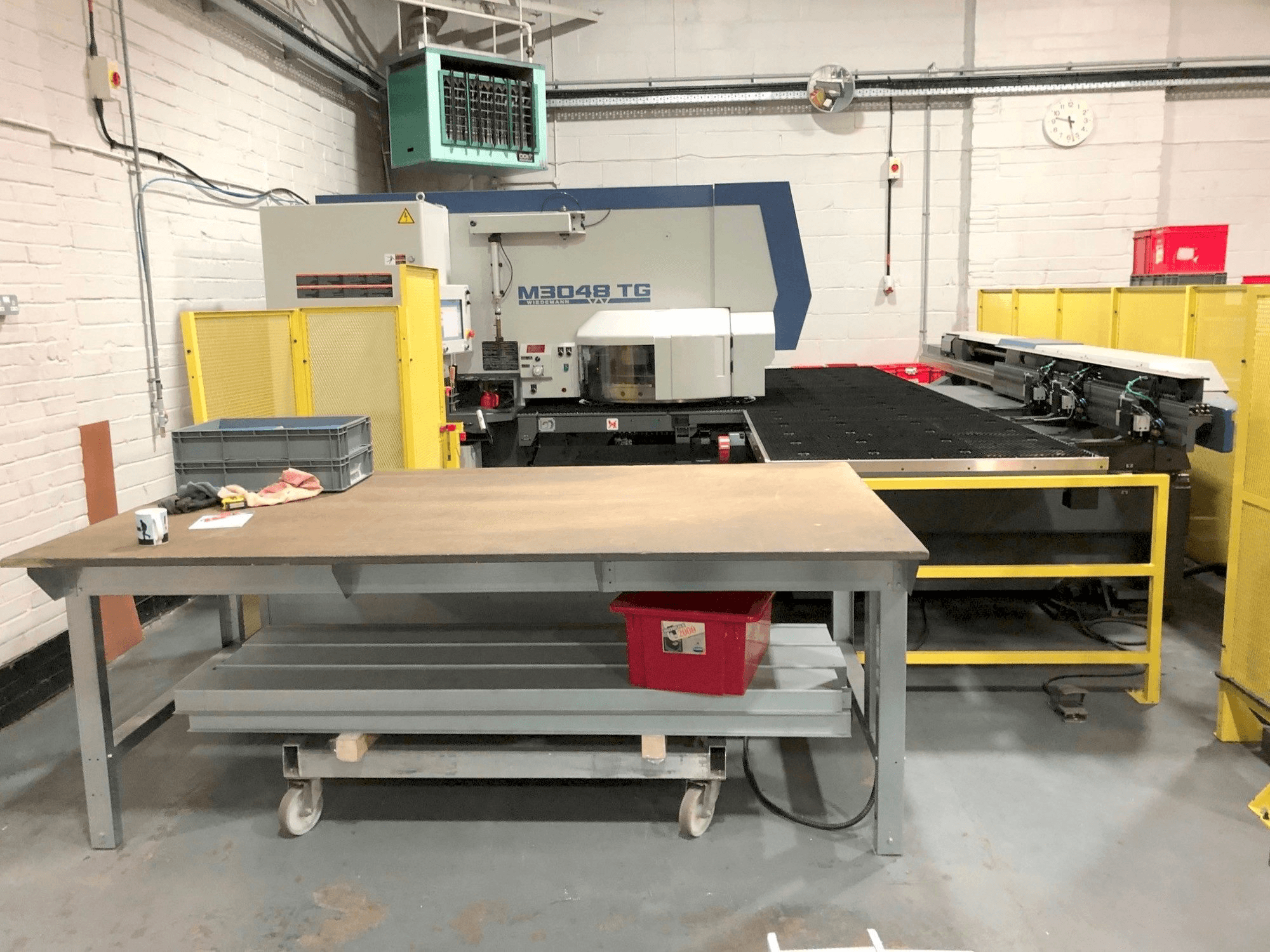 Prikaz stroja Murata Wiedemann M3048 TG sprijeda