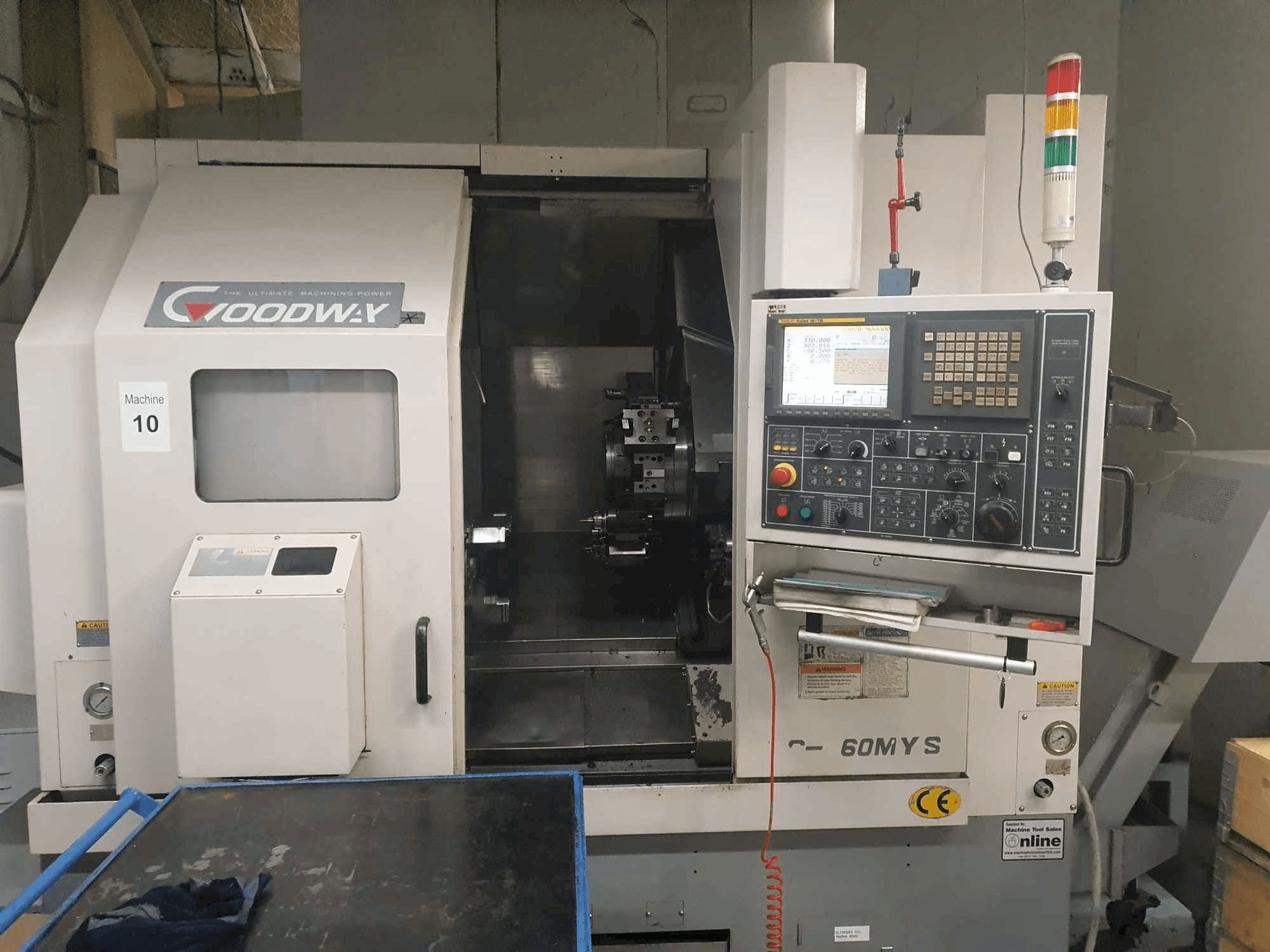 Prikaz stroja Goodway GS-260MYS sprijeda