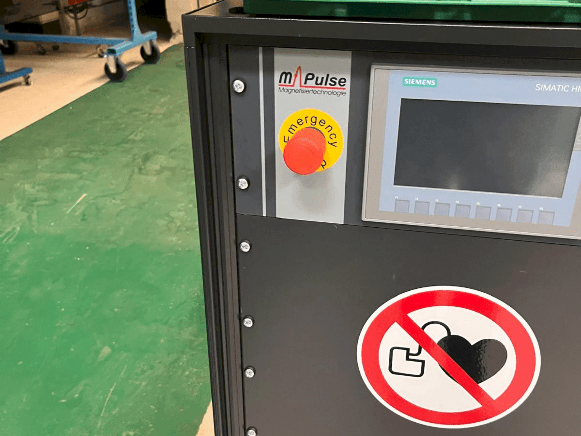 Prikaz stroja M-PULSE 2k6e sprijeda