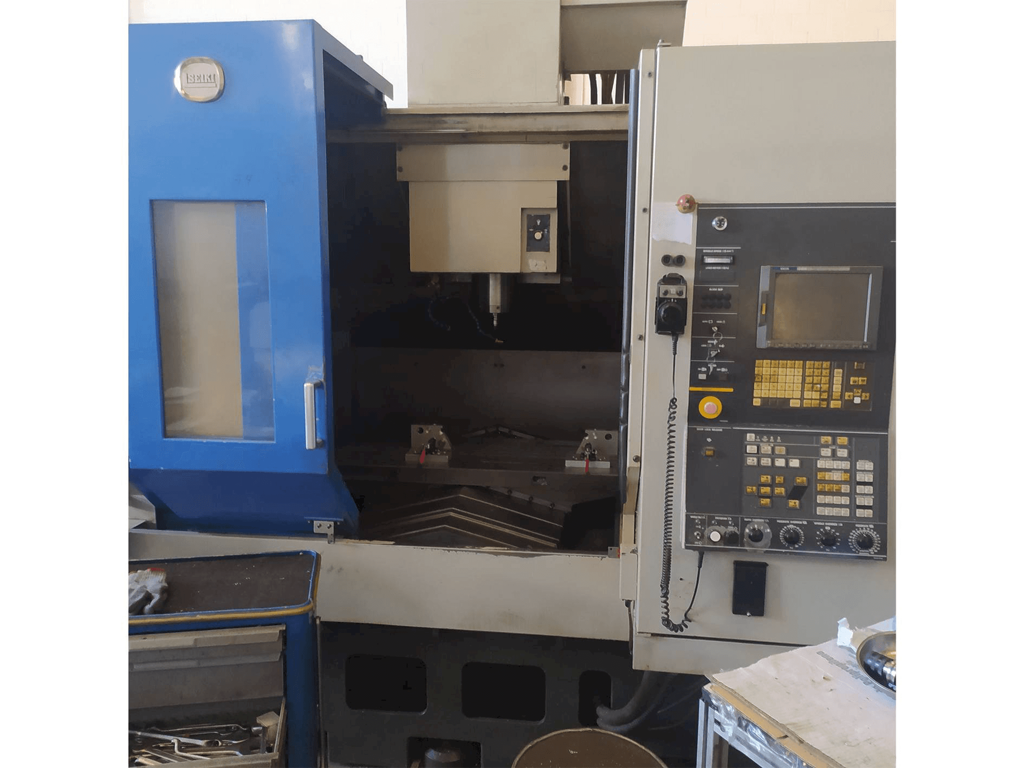 Prikaz stroja HITACHI SEIKI VS50 sprijeda