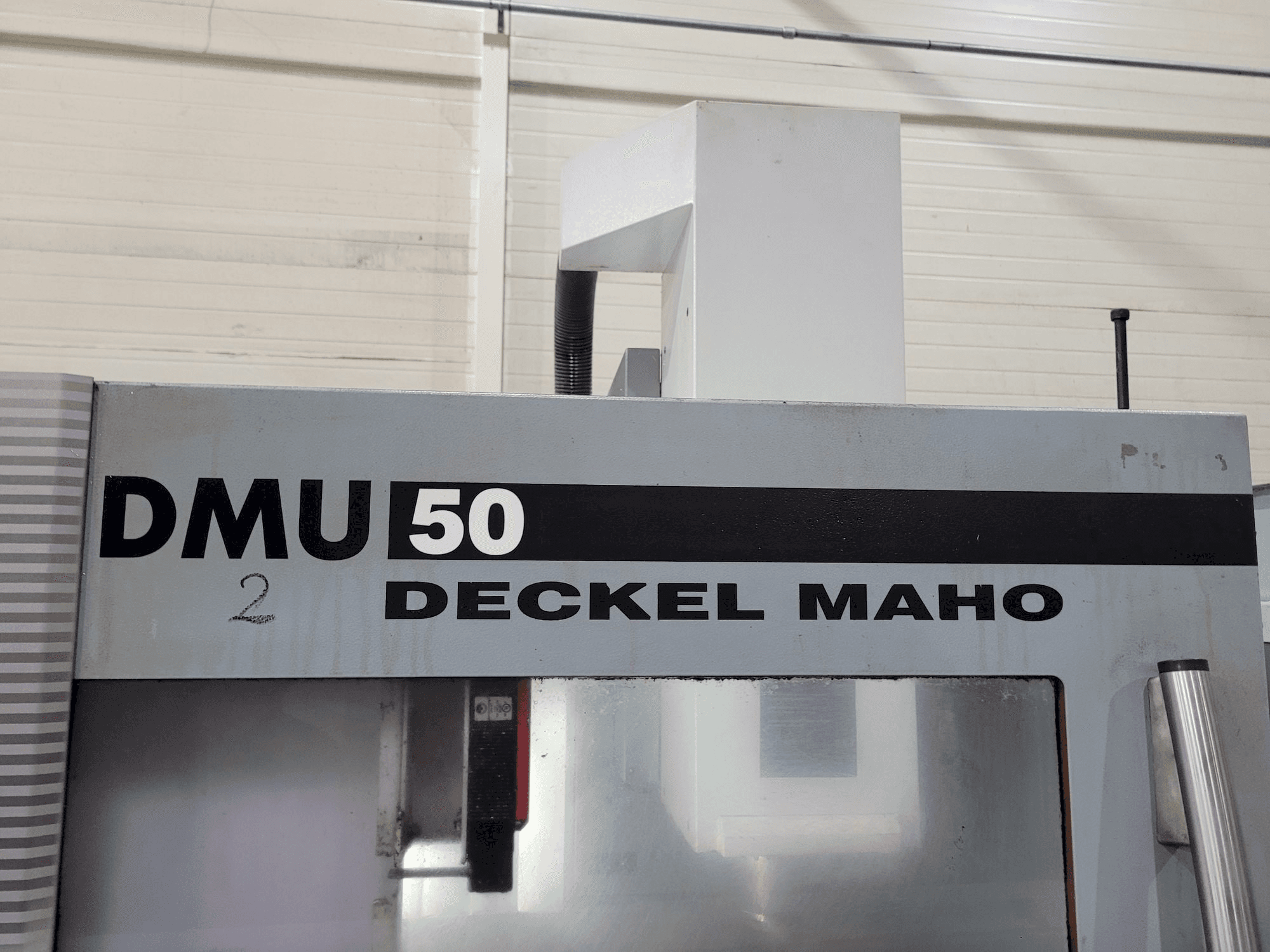 Prikaz stroja DECKEL MAHO DMU 50 sprijeda