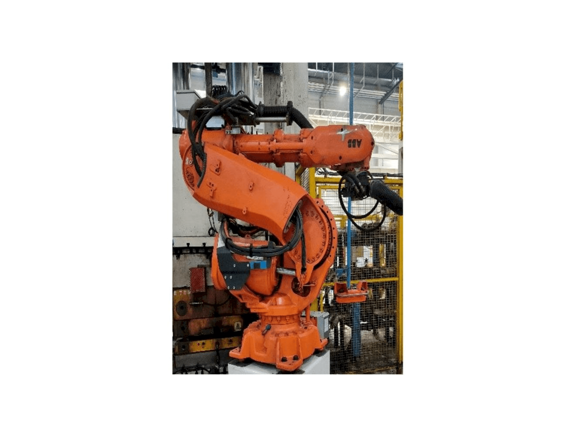 Prikaz stroja ABB IRB 6640-185/2.8 sprijeda